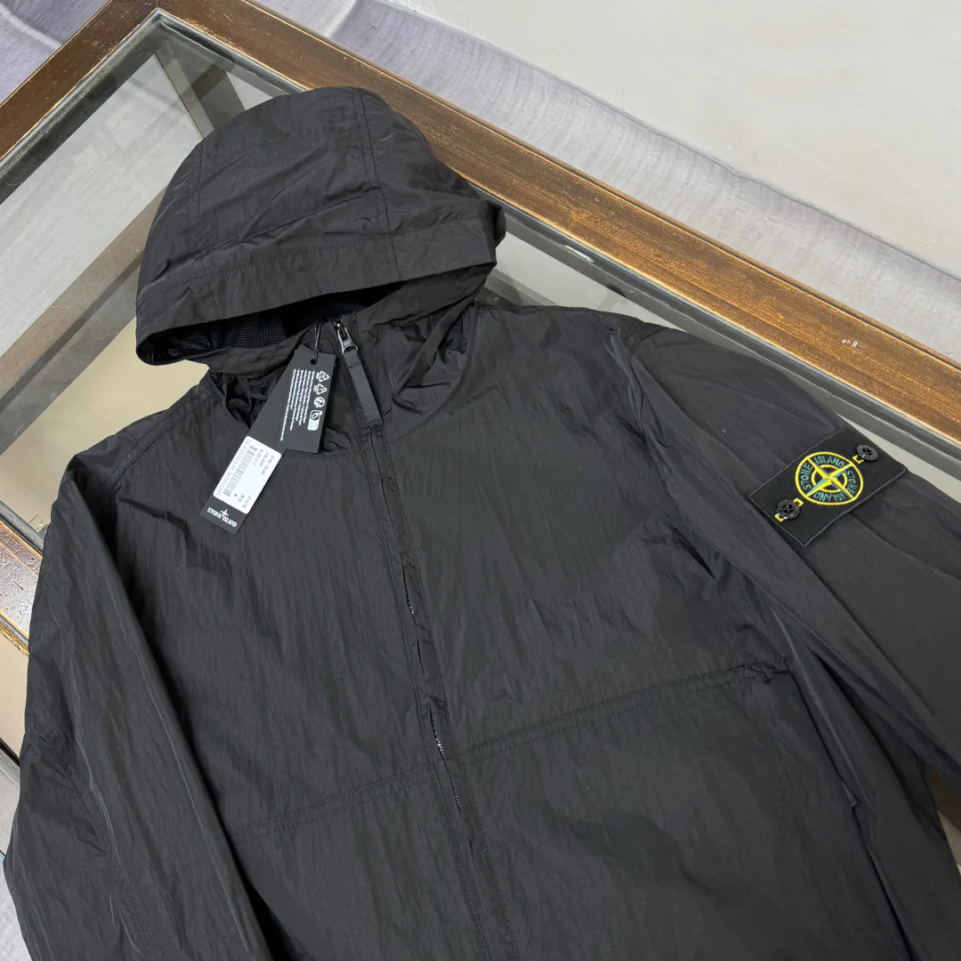Куртки И Пуховики Женские Stone Island 9620250