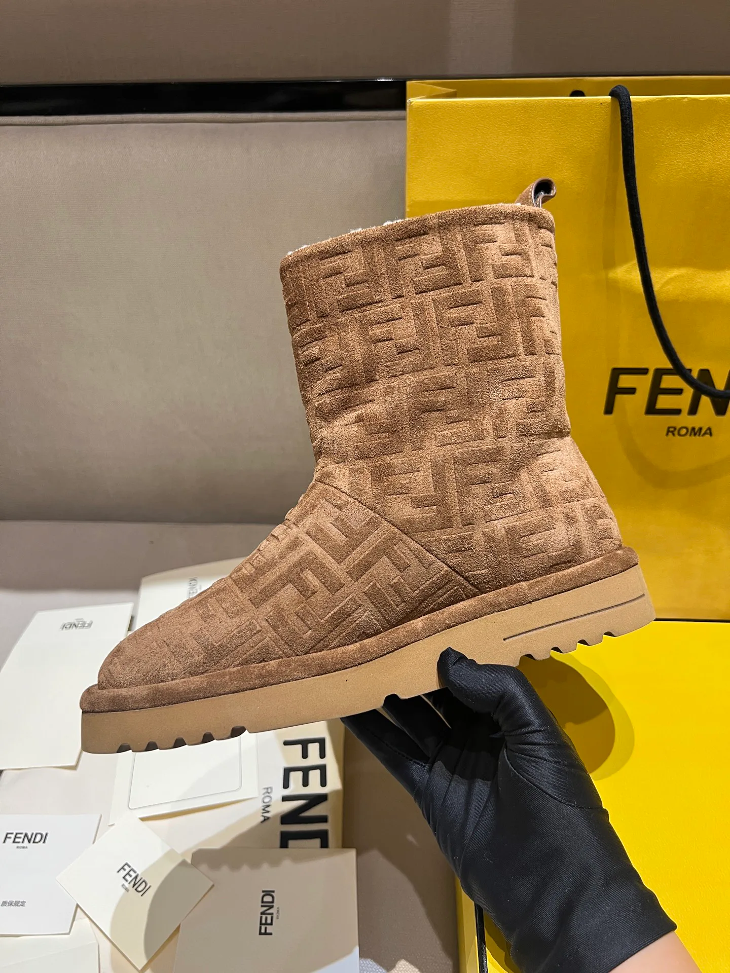 Угги Женские Fendi 3281837