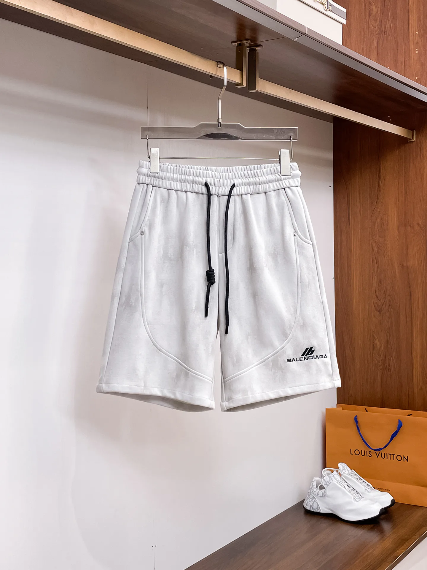 Шорты Мужские Balenciaga 13417567