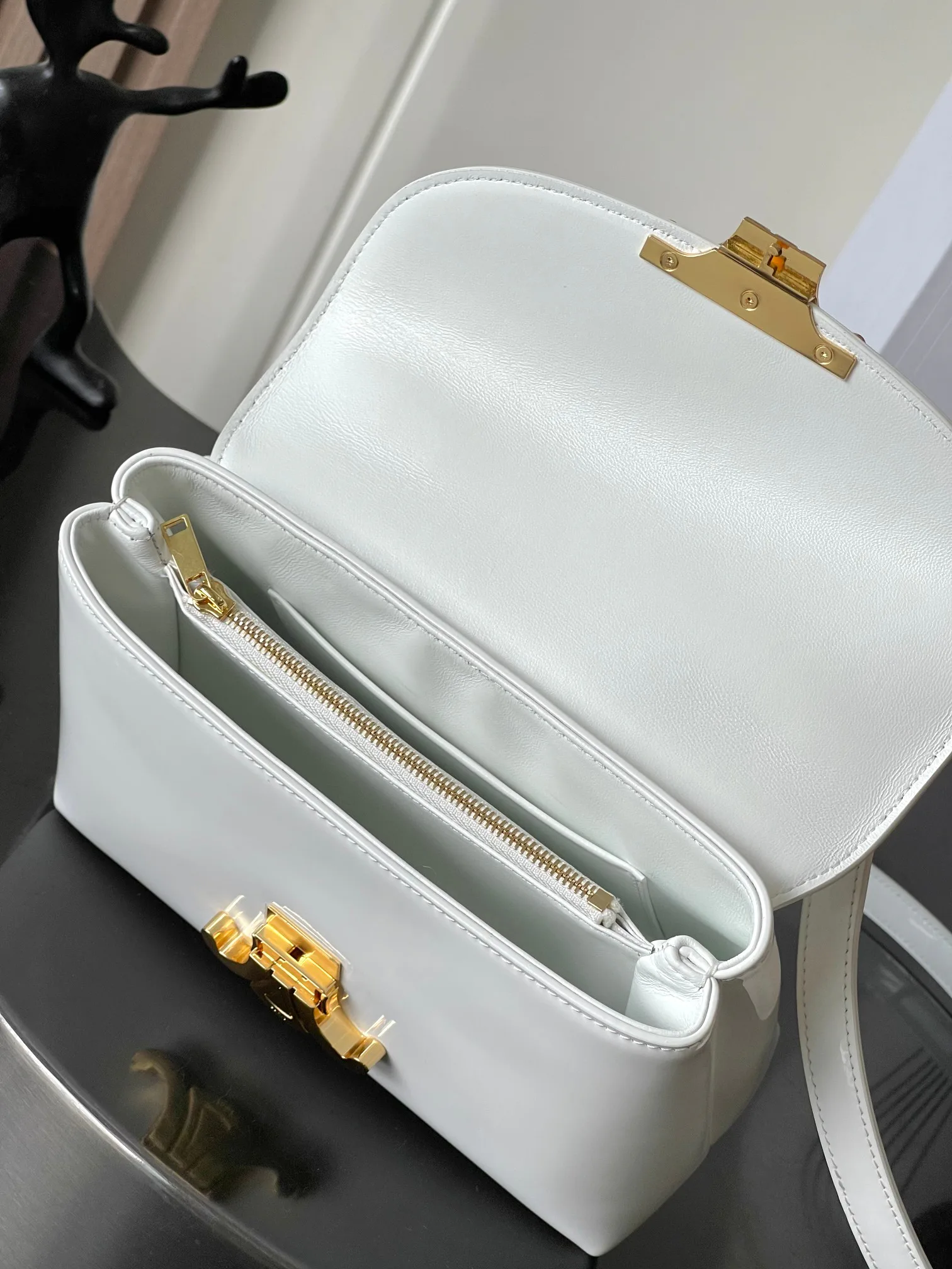 Сумки На Ремне Женские Celine 423854