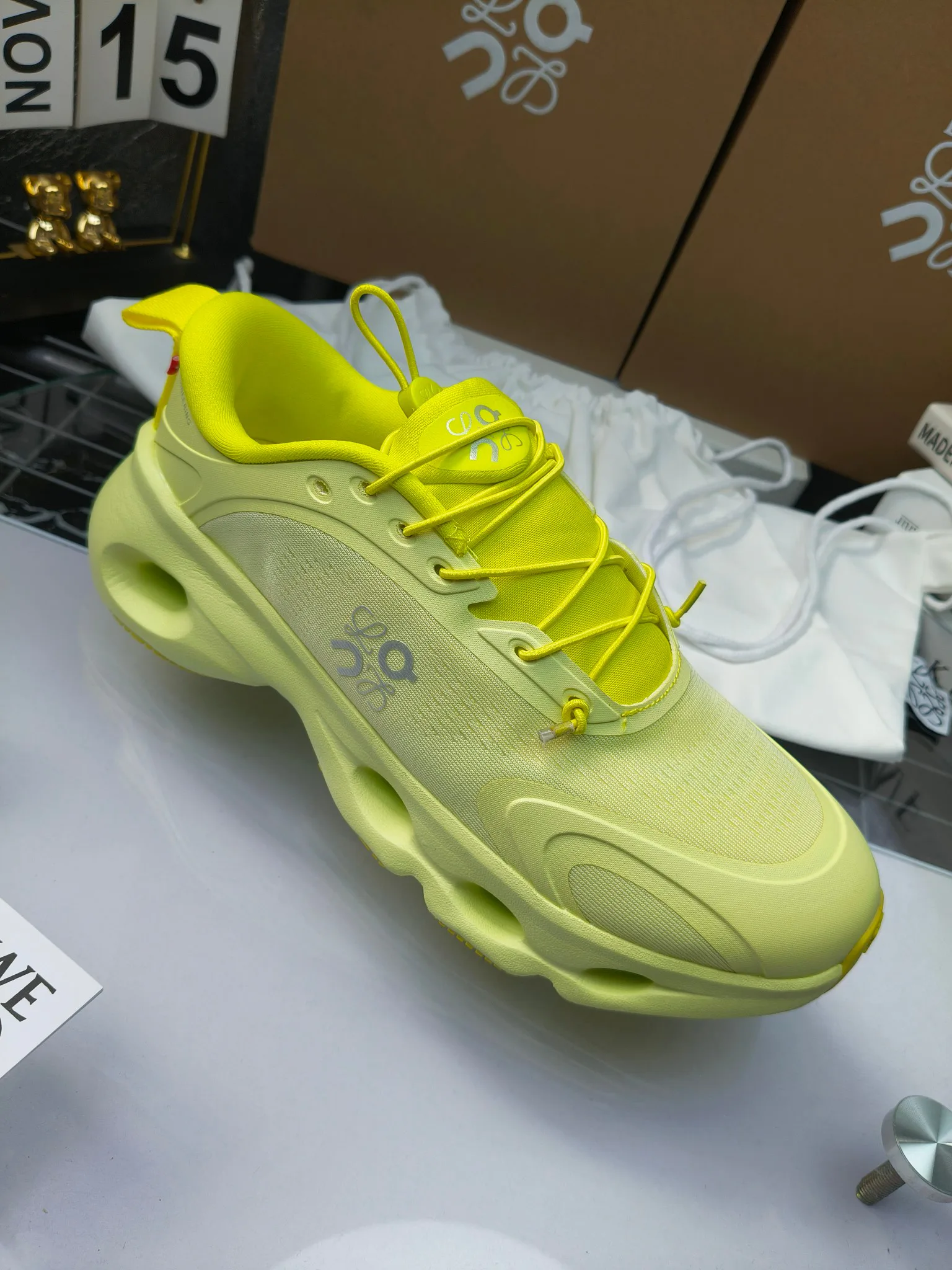 Кроссовки Женские Loewe 1829494