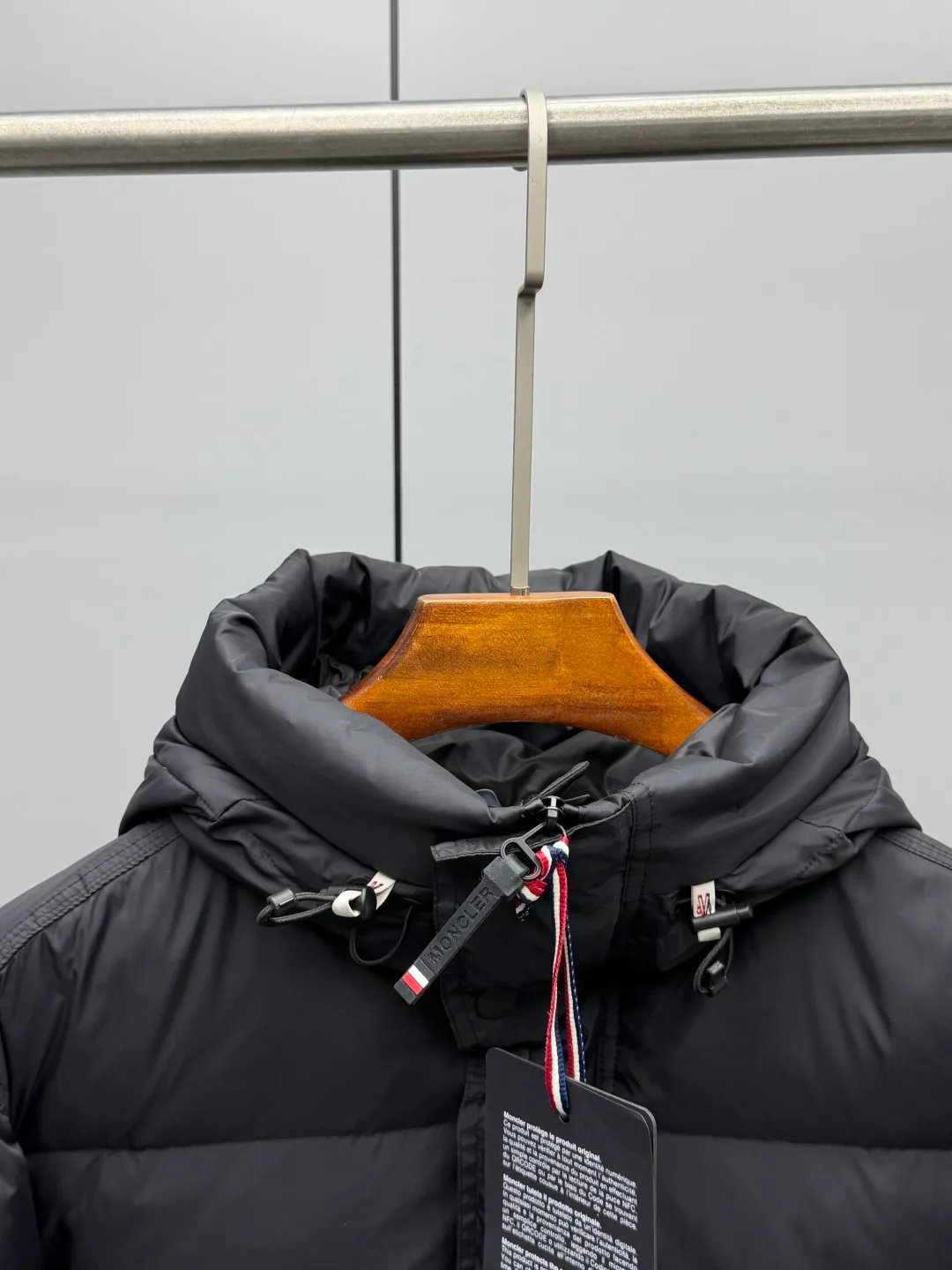 Куртки И Пуховики Мужские Moncler 17901653
