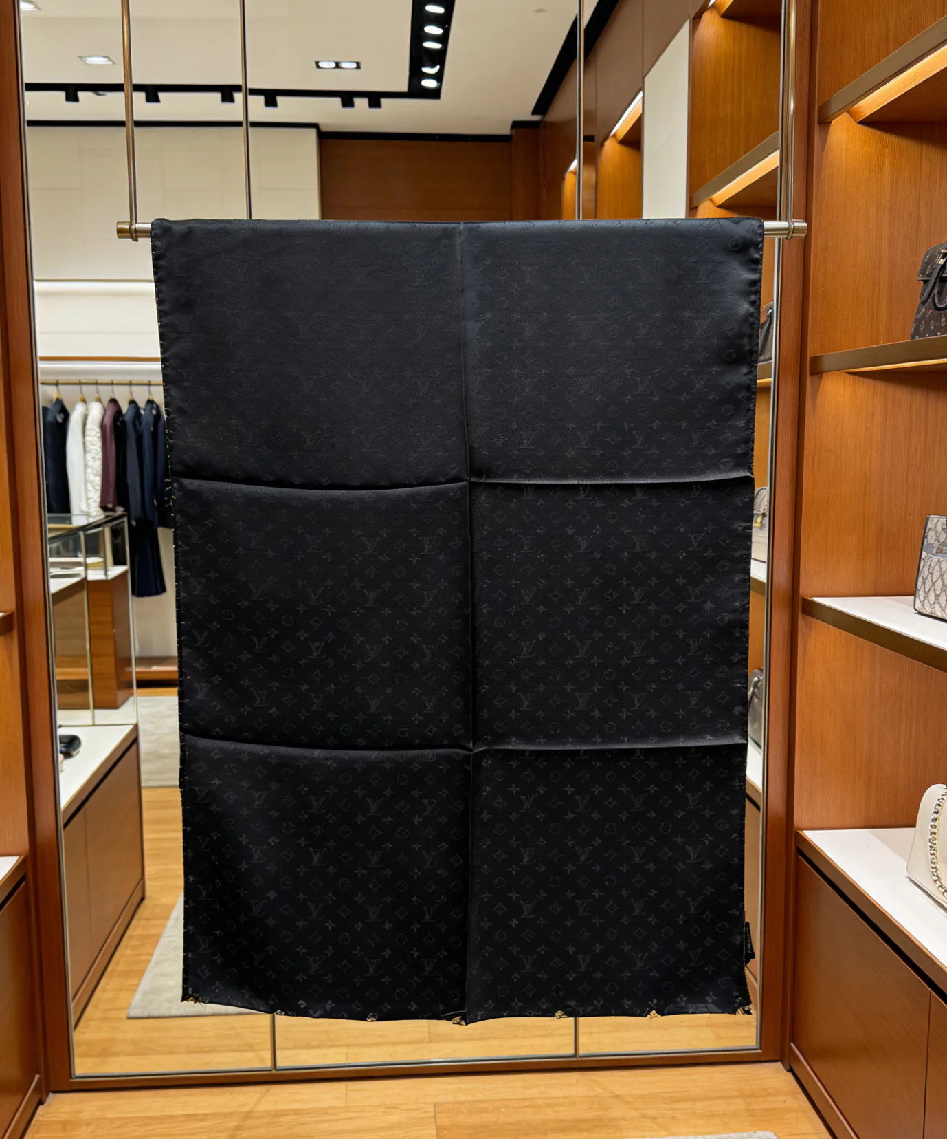 Шарфы Louis Vuitton 13896115