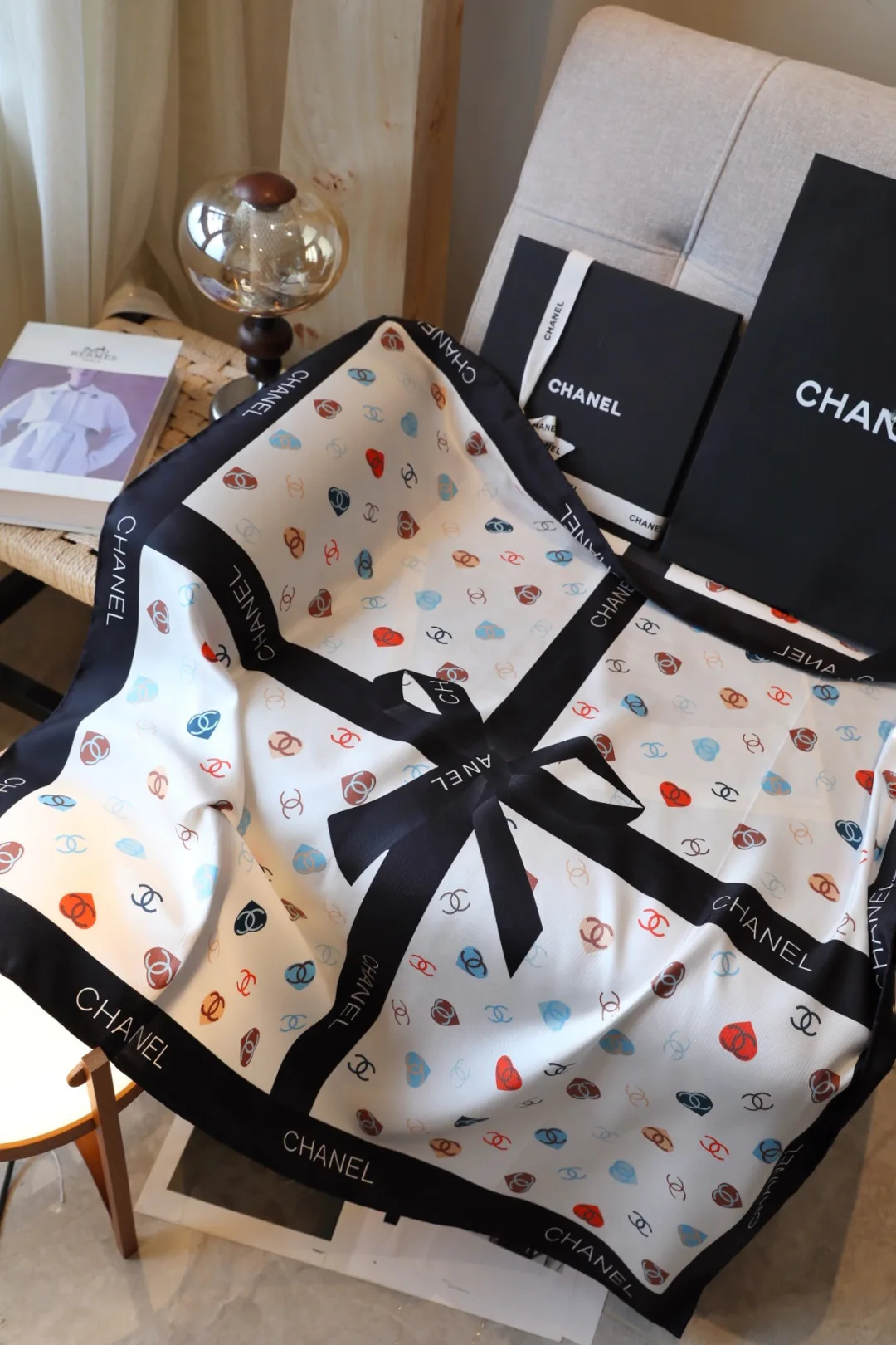 Шарфы Chanel 13449372