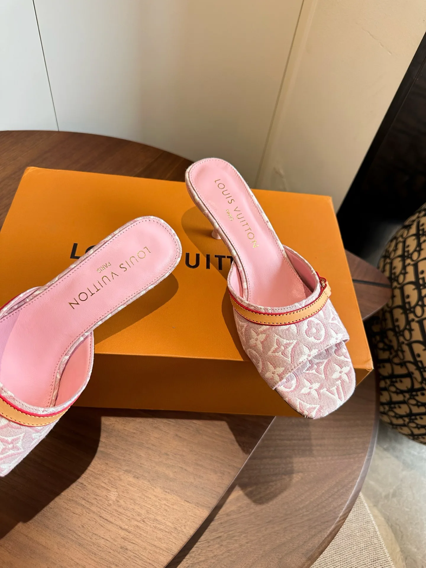 Мюли И Сабо Женские Louis Vuitton 17580804