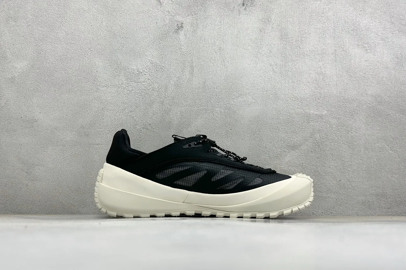 Кроссовки Мужские Moncler 18181985