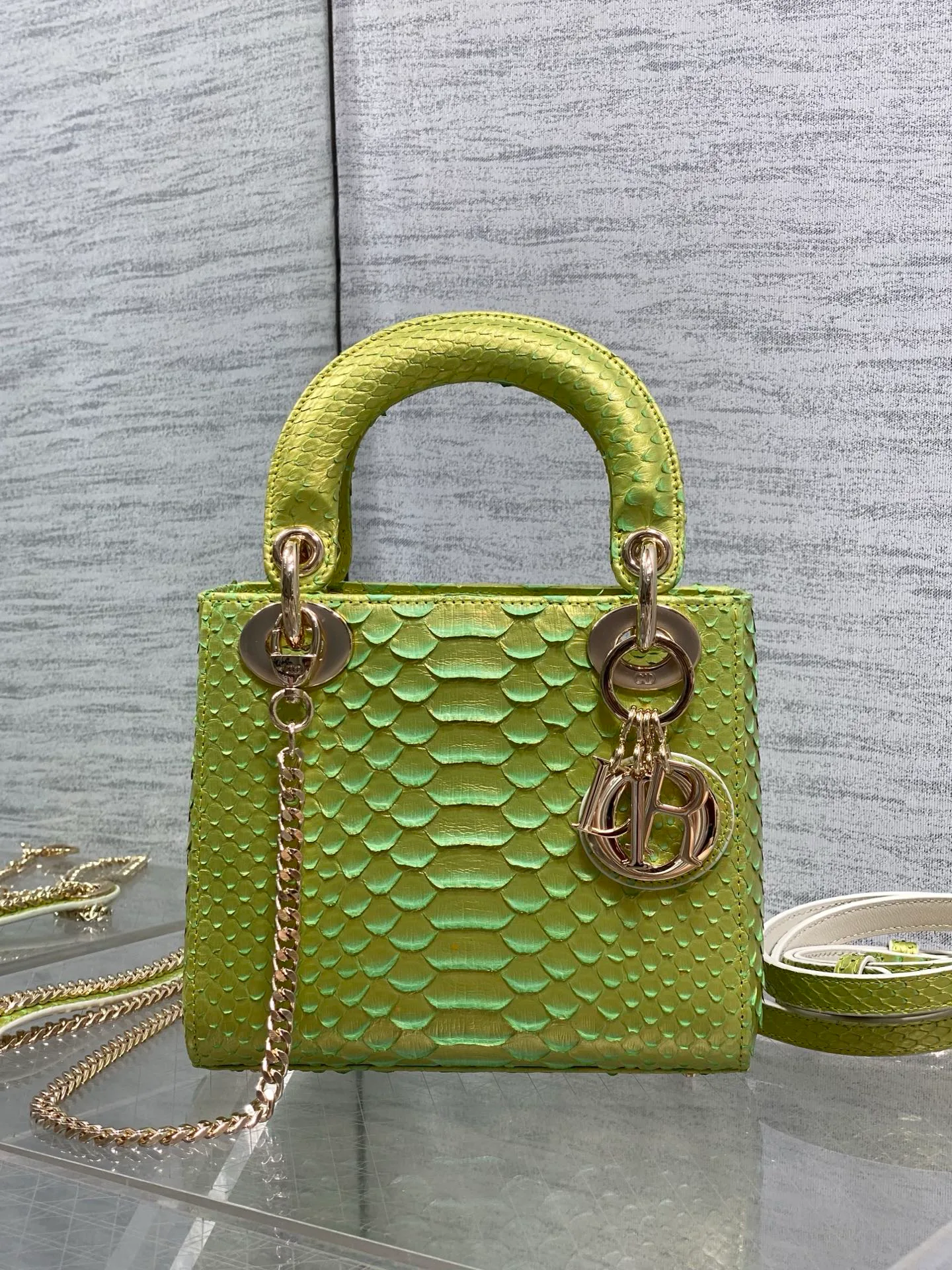 Классические Сумки Женские Christian Dior 17033680