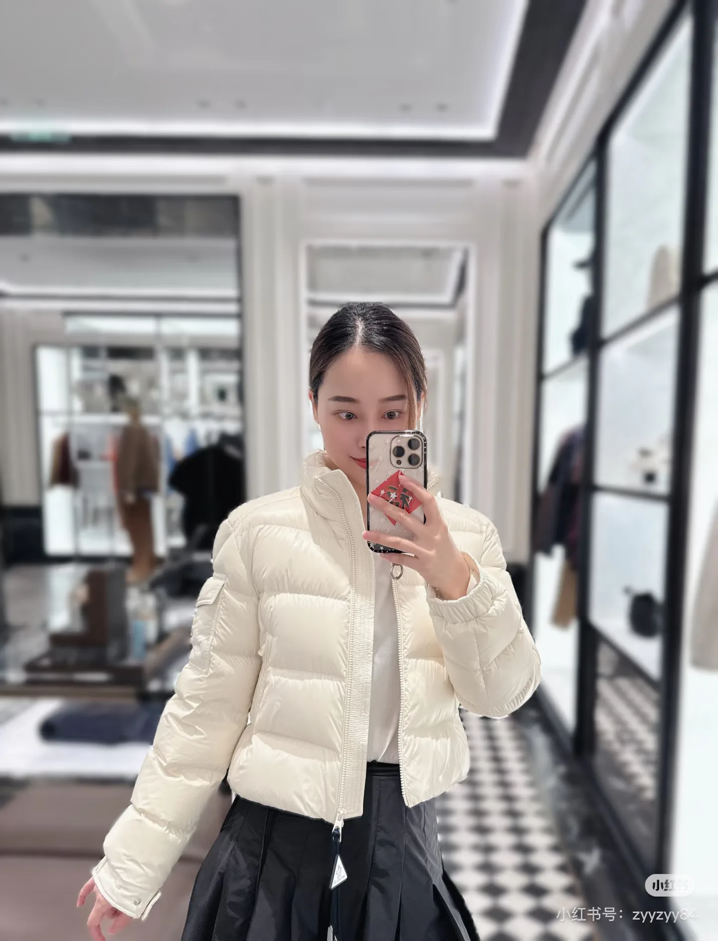 Куртки И Пуховики Женские Moncler 19052088