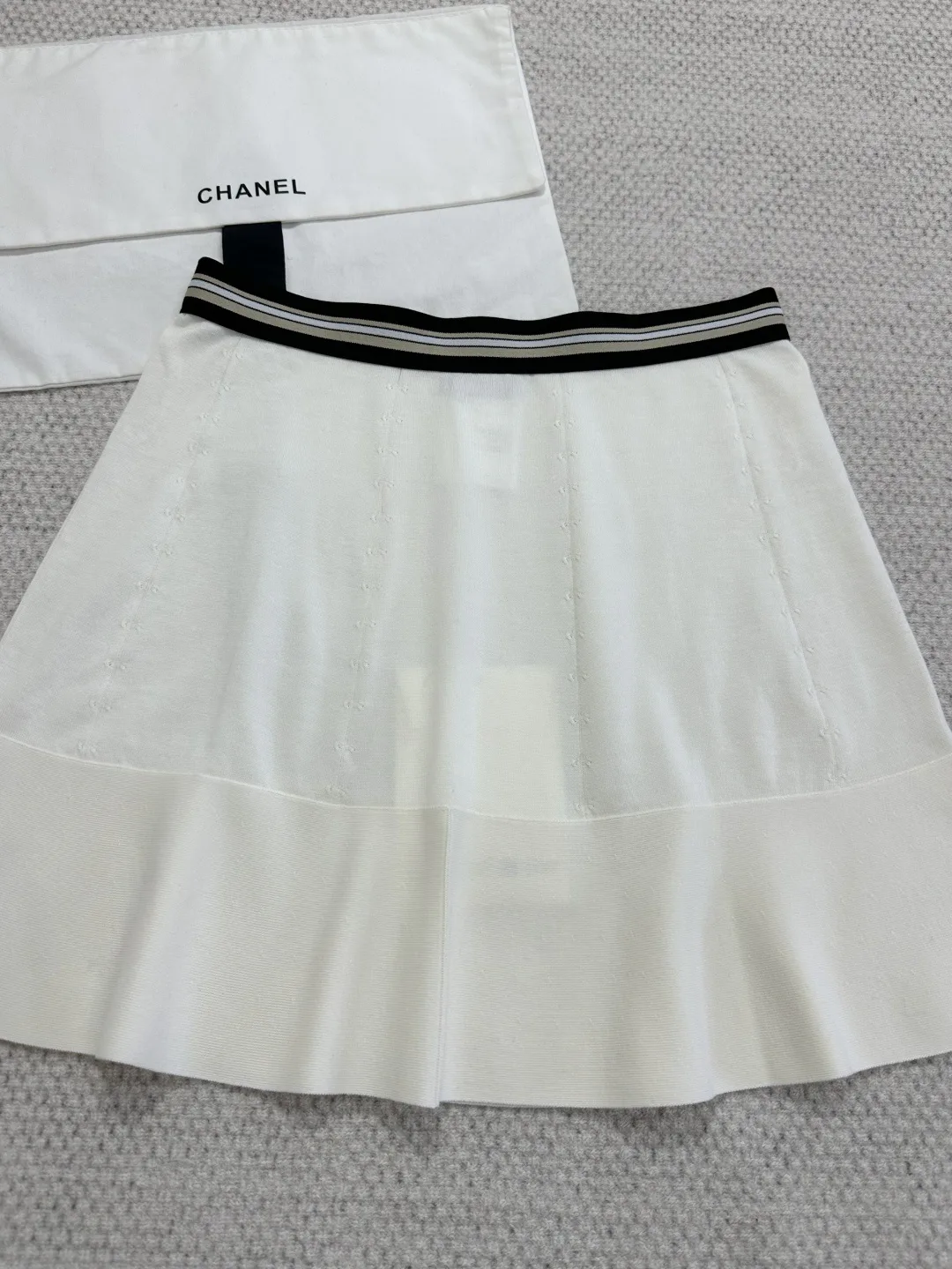 Юбки Женские Chanel 12876629