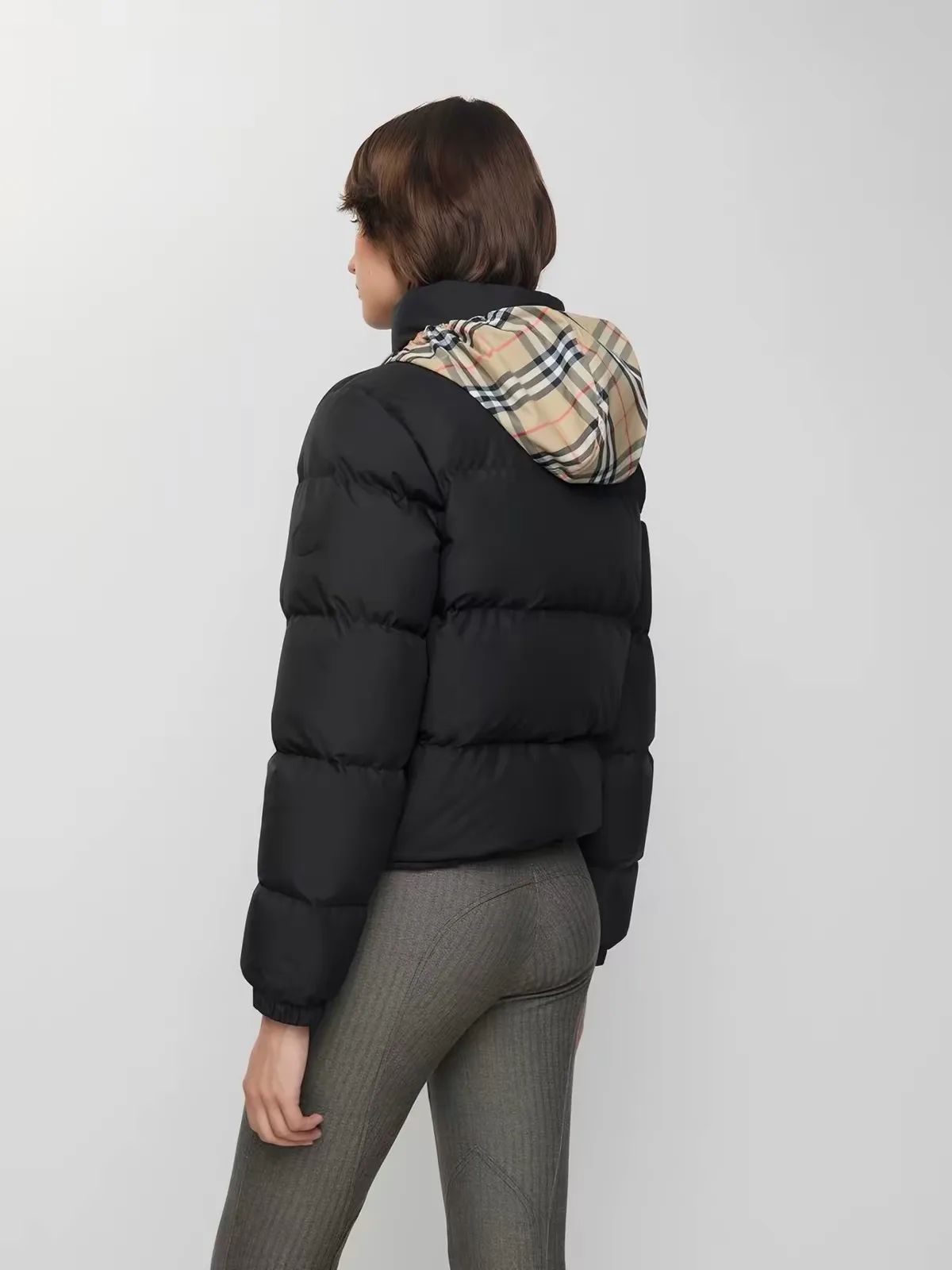 Куртки И Пуховики Женские Burberry 18507044