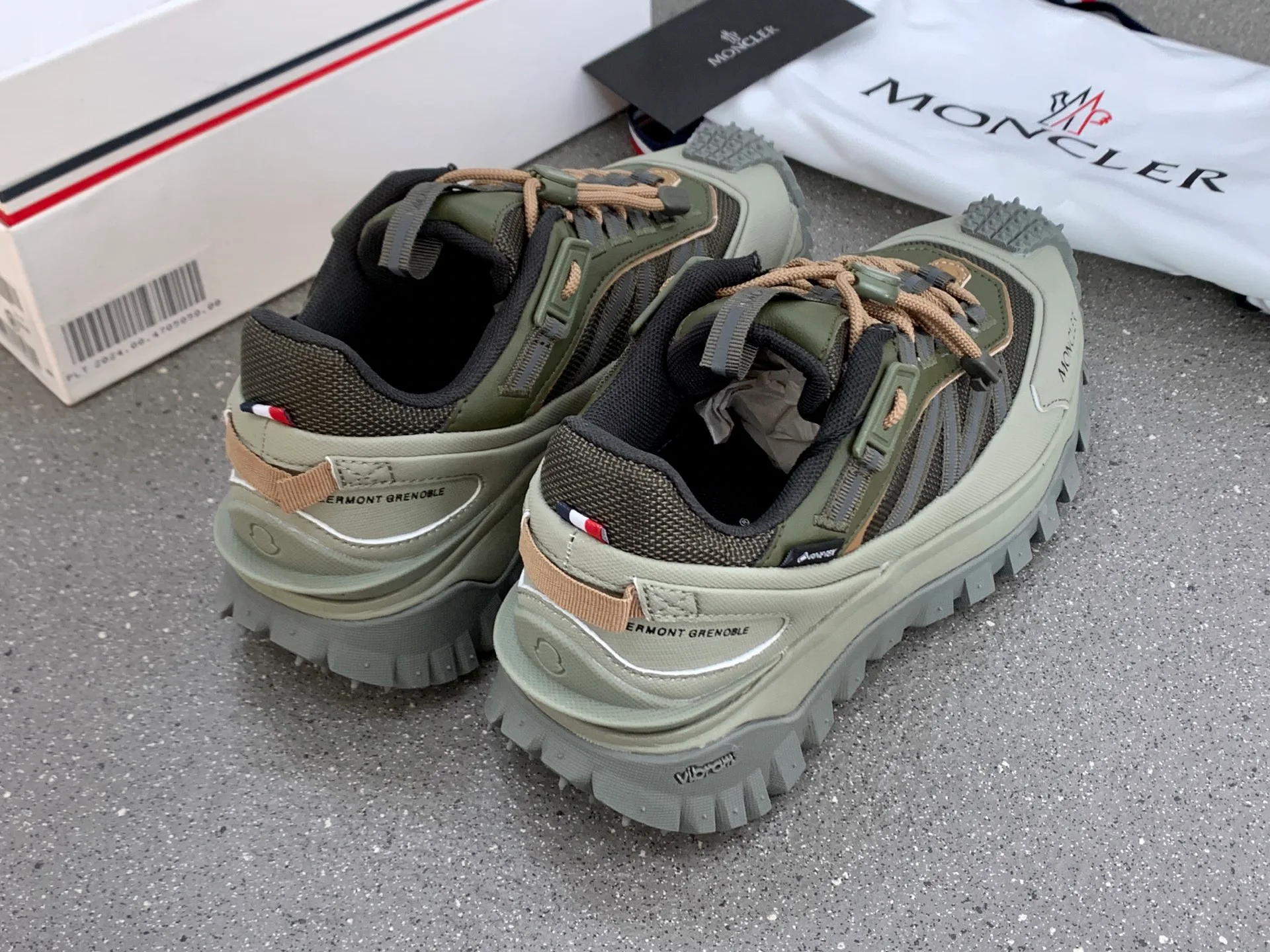 Кроссовки Женские Moncler 1261046