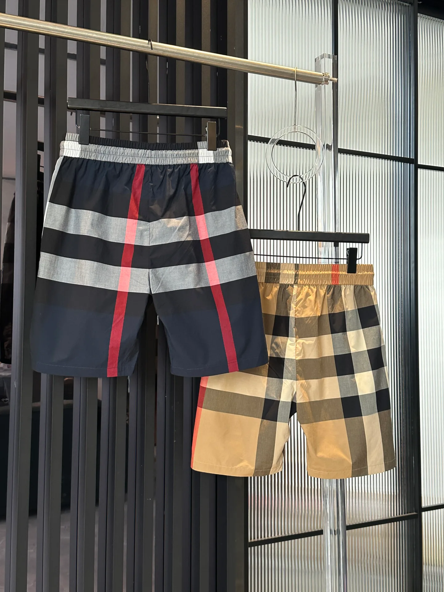 Шорты Женские Burberry 9872811