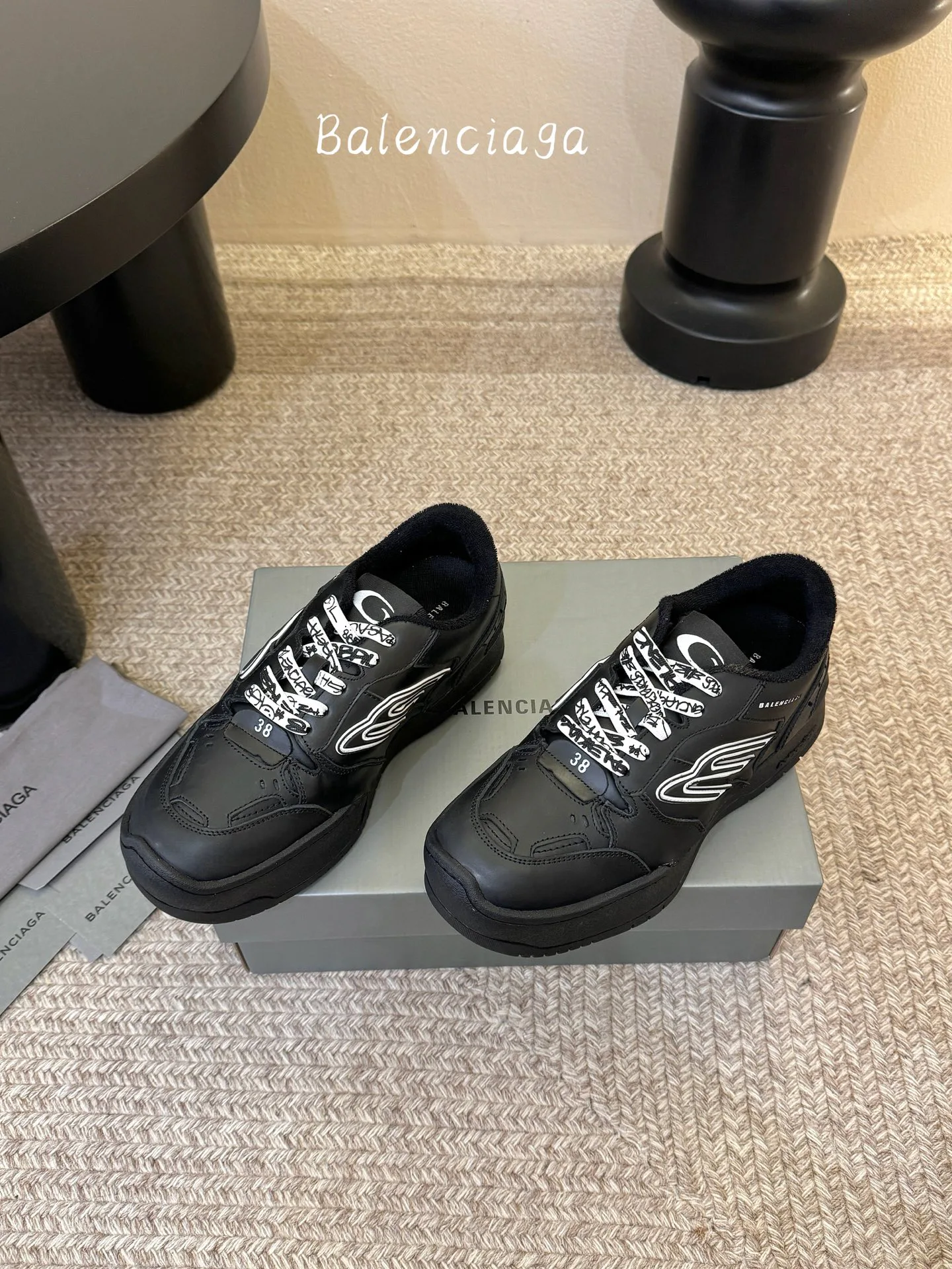 Кроссовки Женские Balenciaga 11238092