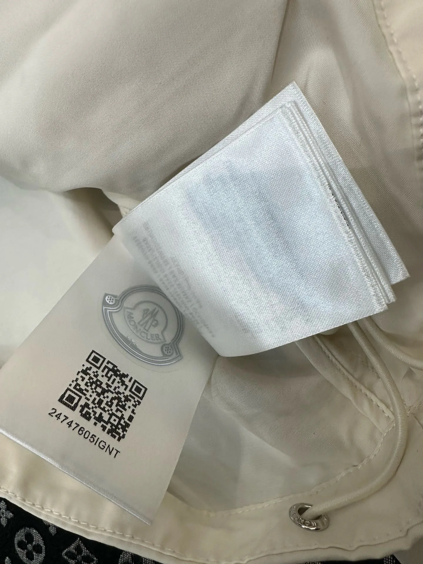 Куртки И Пуховики Женские Moncler 11505878