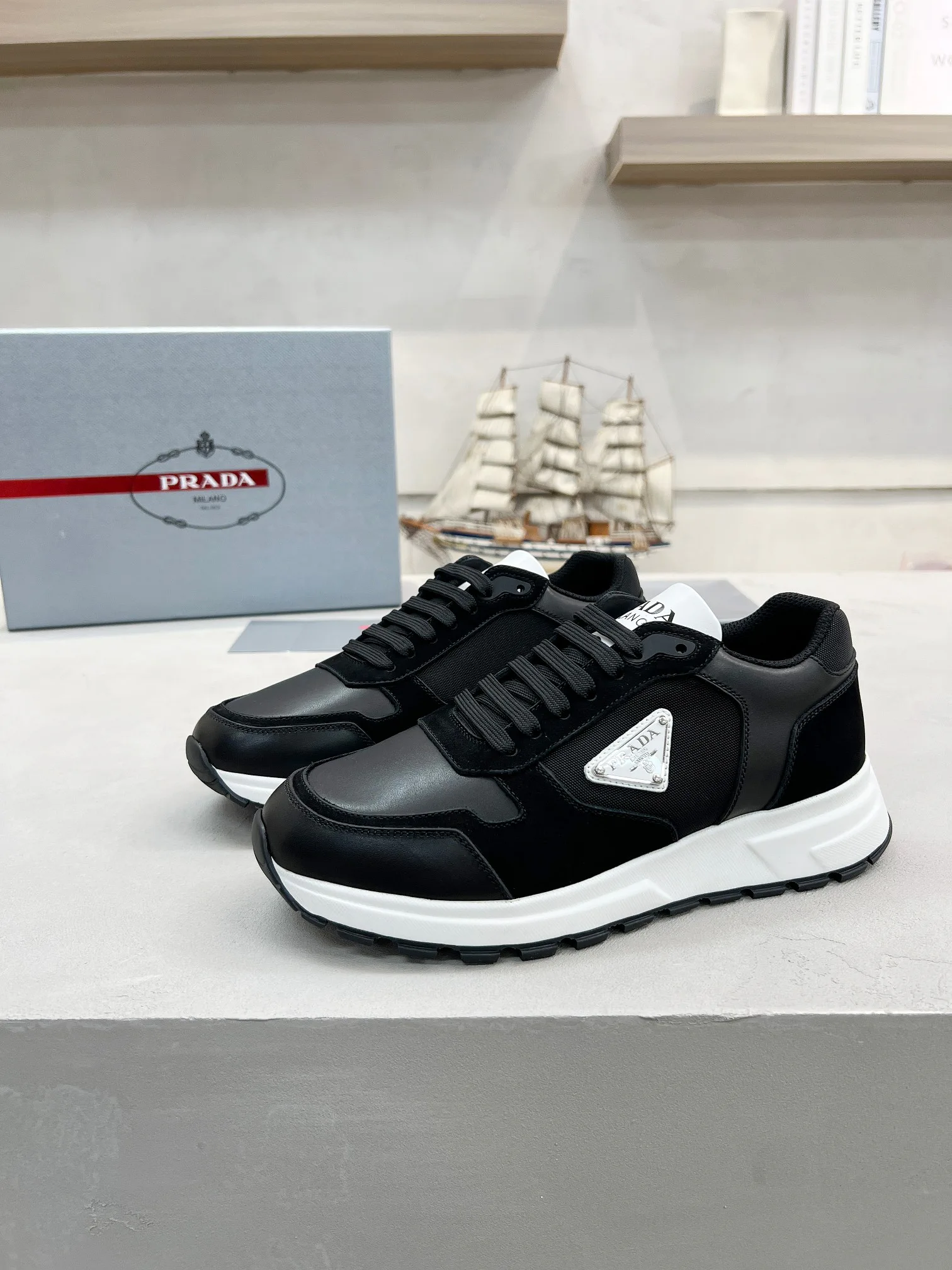 Кроссовки Мужские Prada 1801622