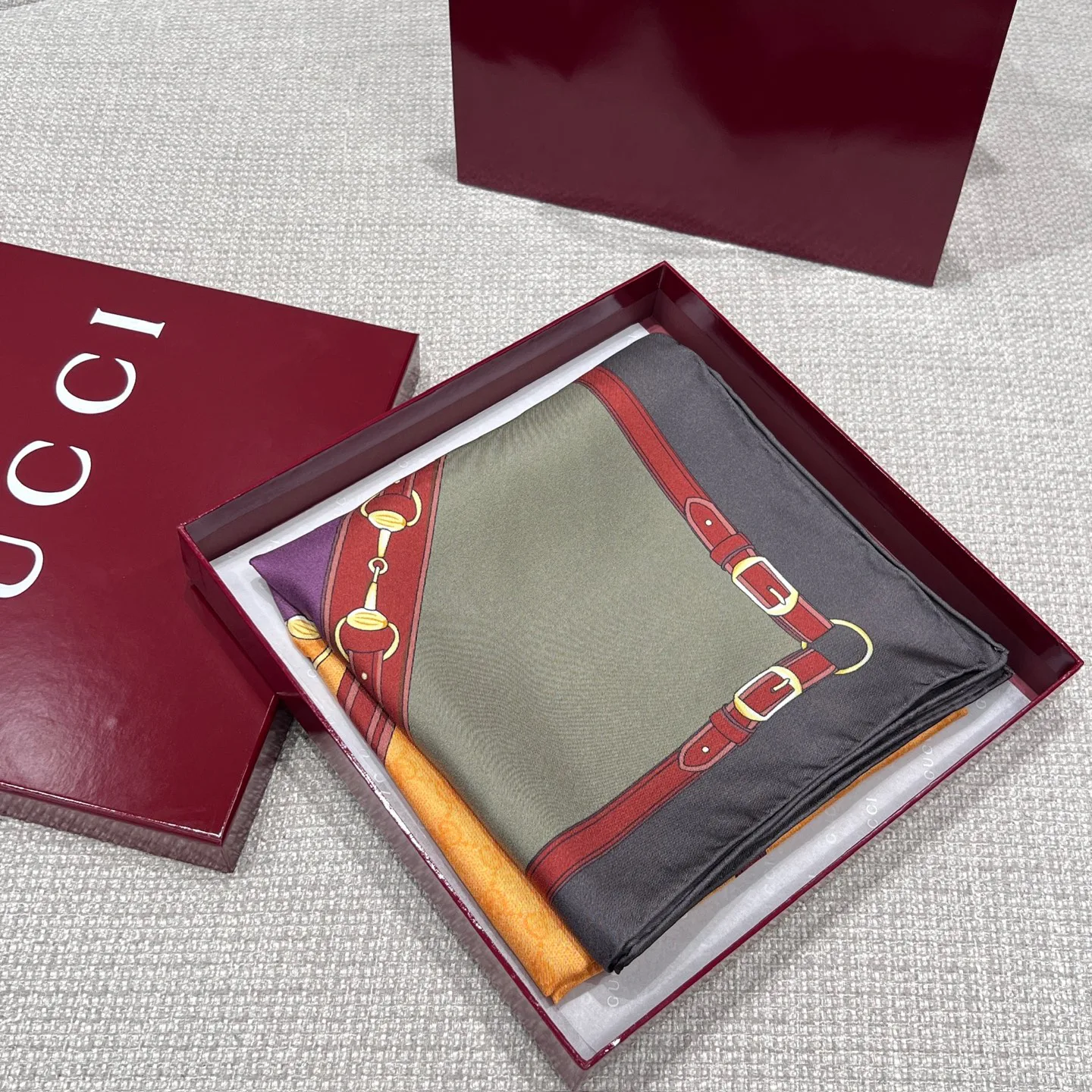 Шарфы Gucci 11503711