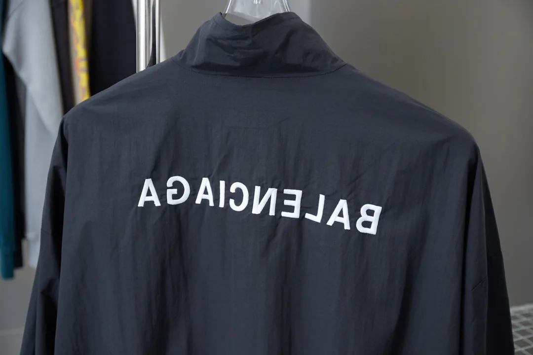 Куртки И Пуховики Мужские Balenciaga 23401