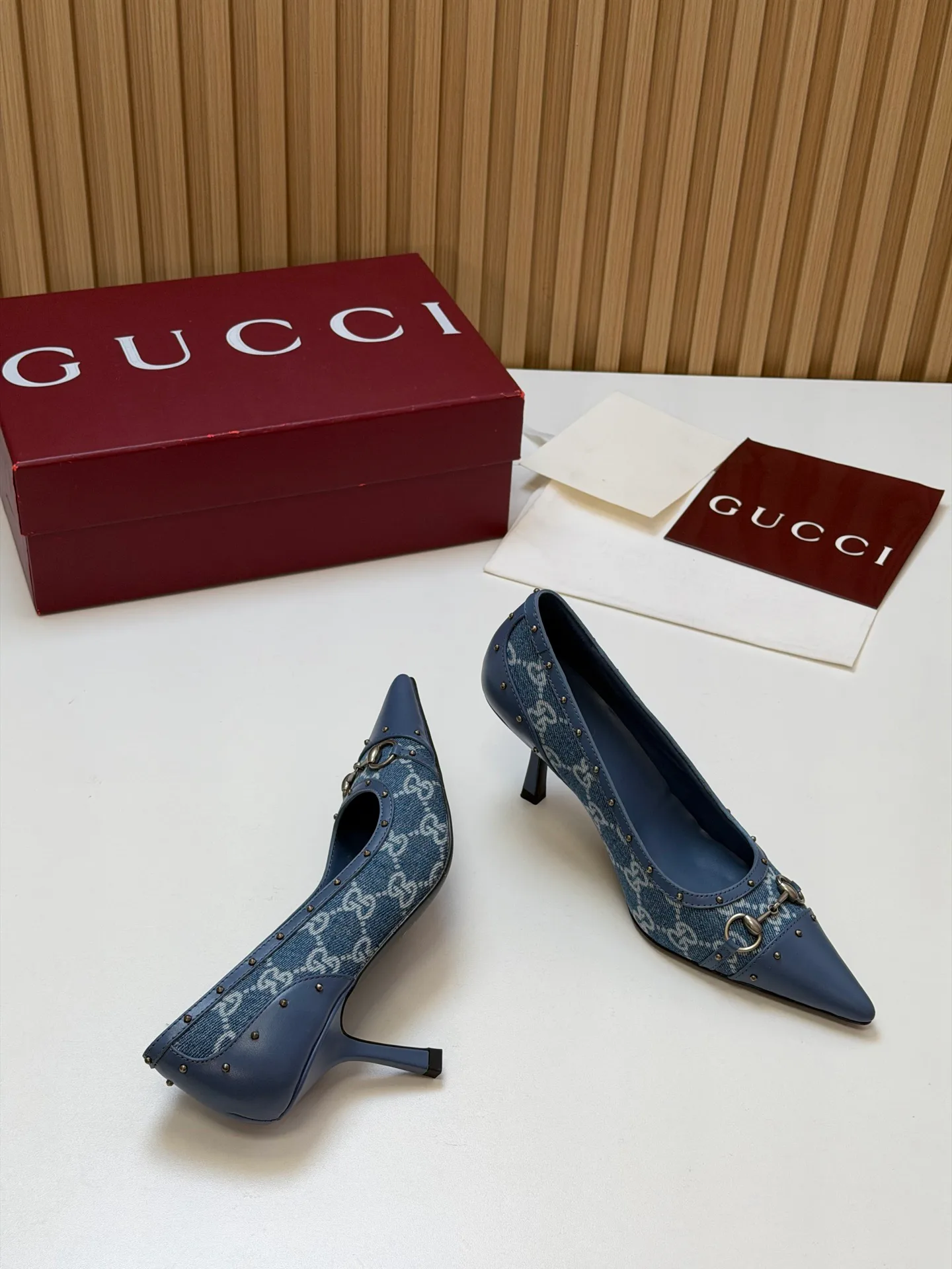 Туфли Женские Gucci 17631696