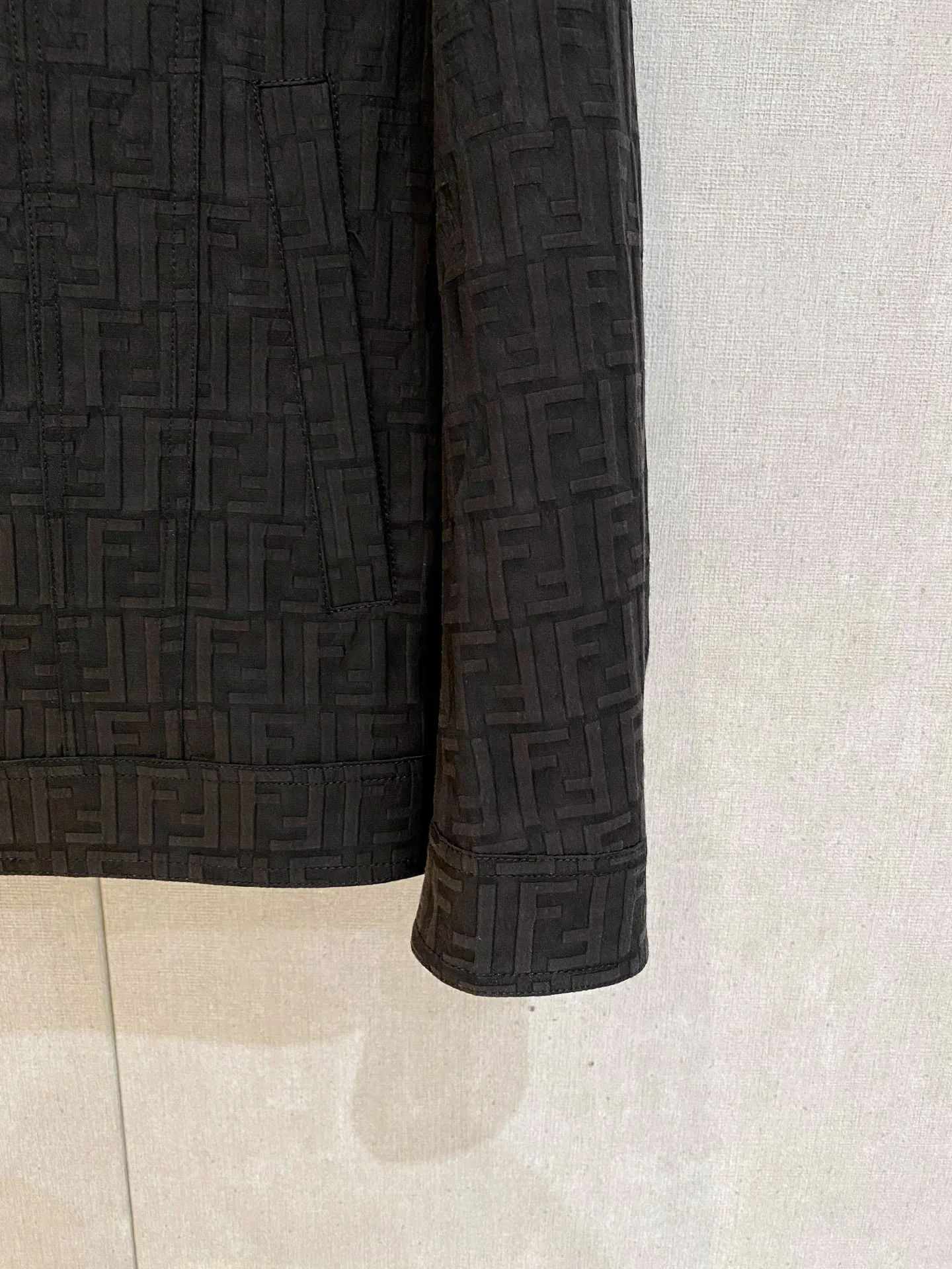 Куртки И Пуховики Мужские Fendi 11865118