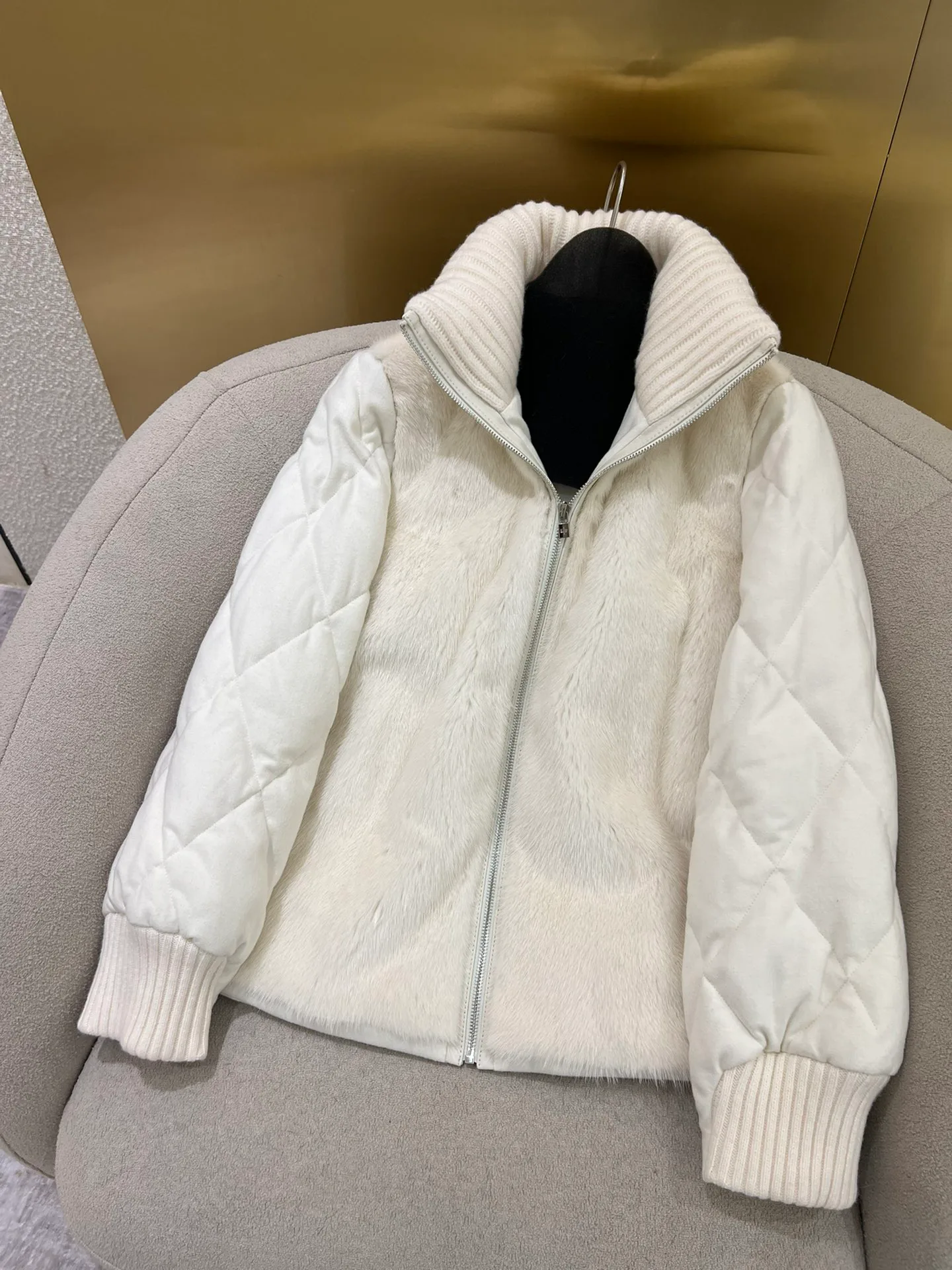 Куртки И Пуховики Женские Loro Piana 19779146