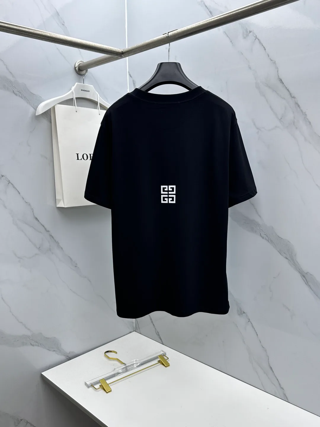 Футболки Женские Givenchy 13118853