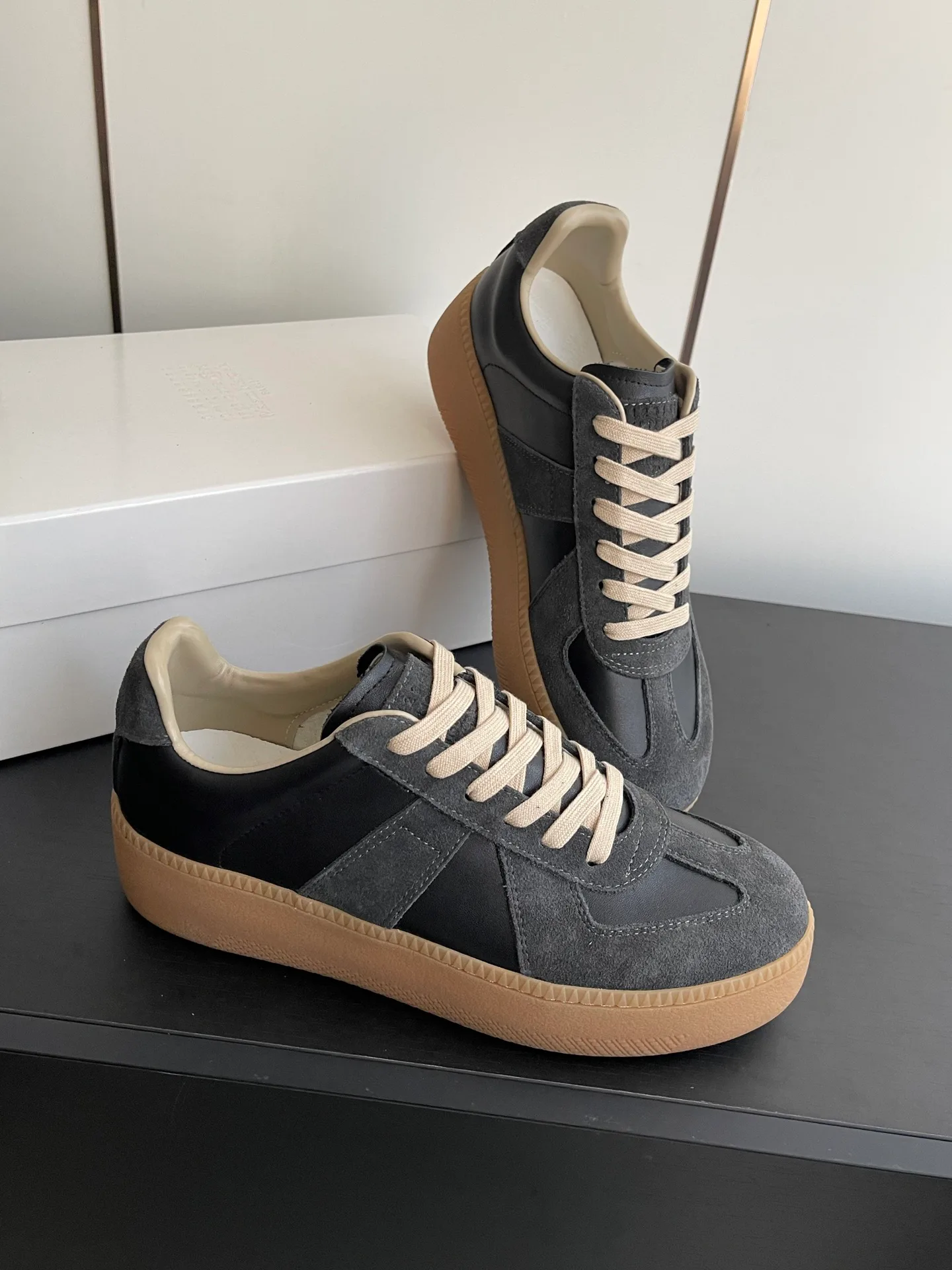 Кроссовки Женские Maison Margiela 13194079
