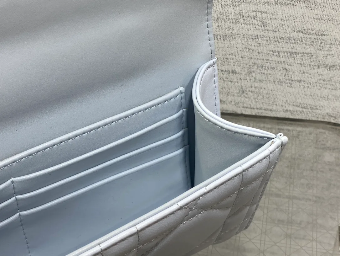 Классические Сумки Женские Christian Dior 11412696