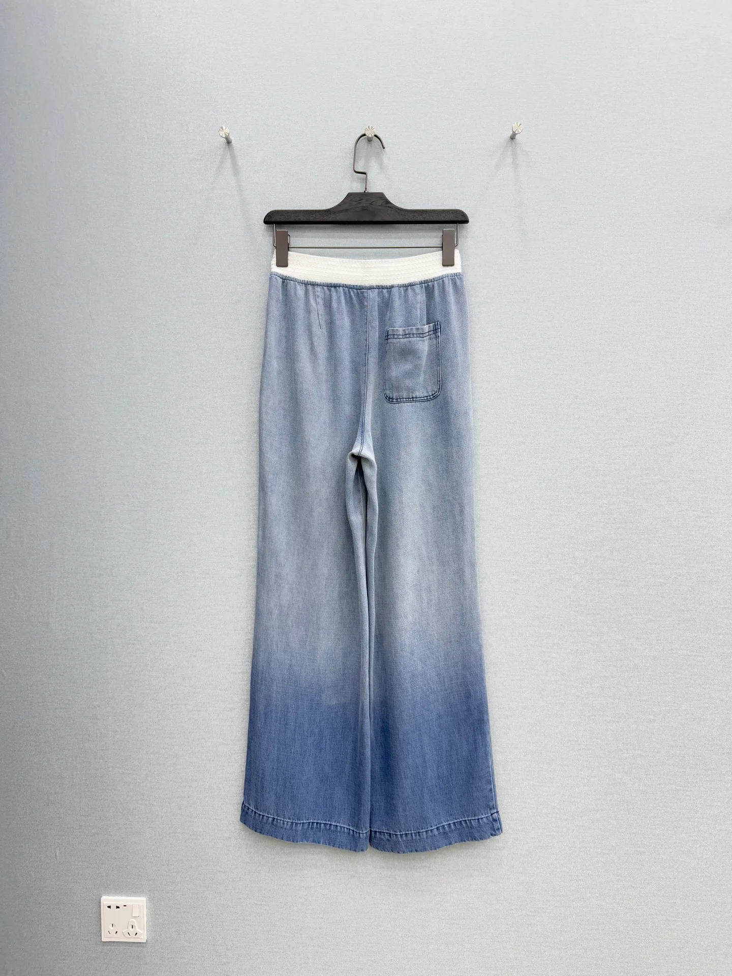 Джинсы Женские Miu Miu 13543846