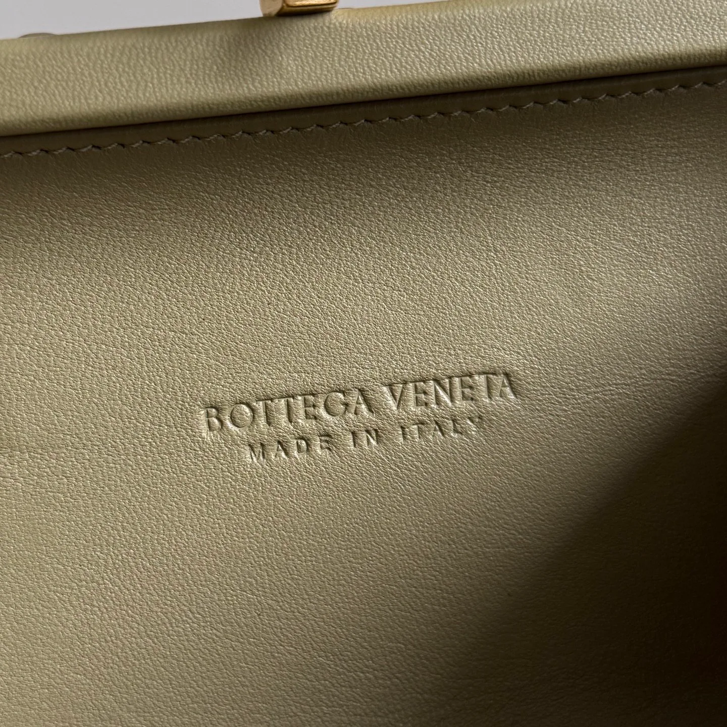 Клатчи Женские Bottega Veneta 18849365