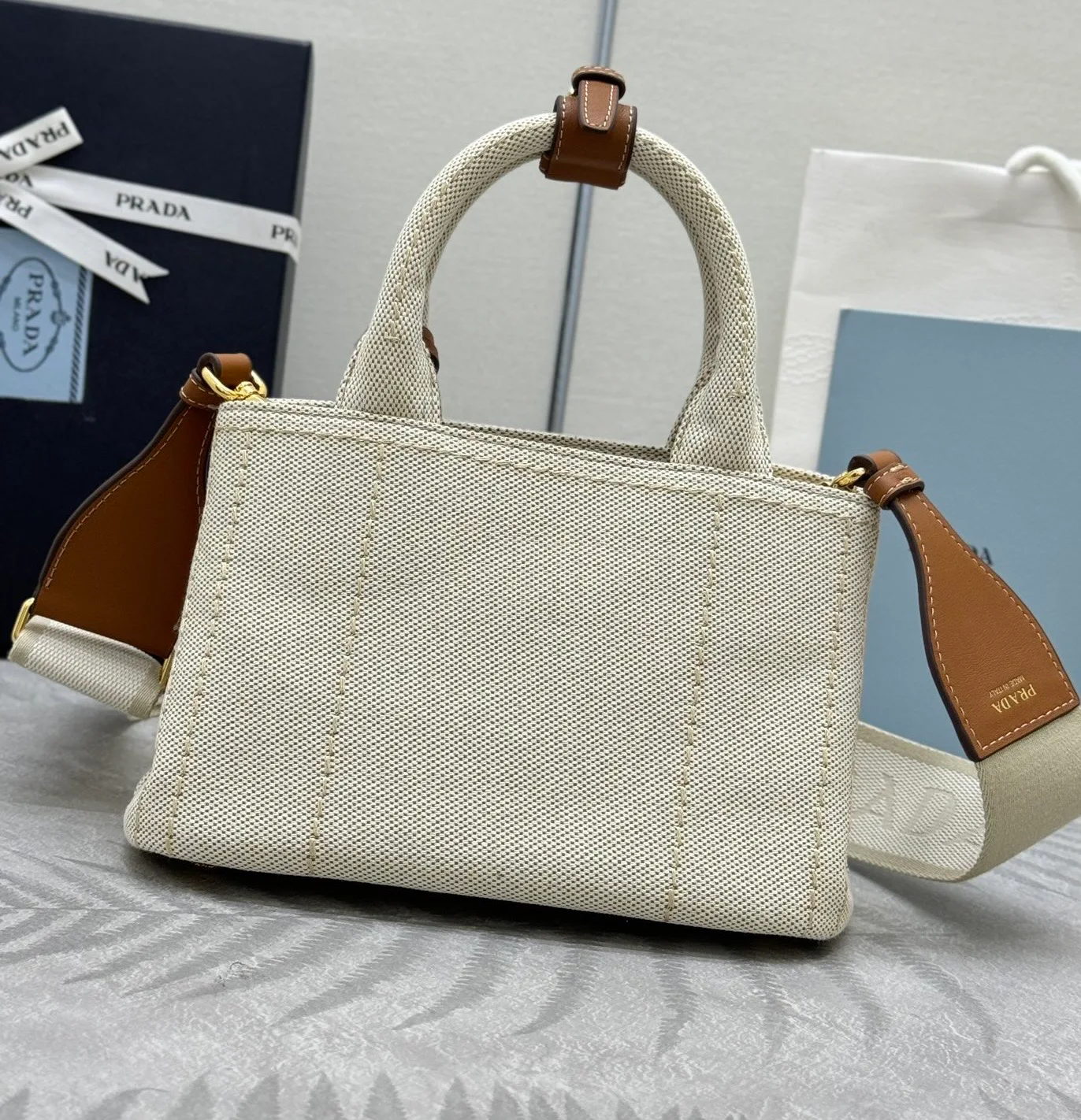Сумки На Ремне Женские Prada 11164963