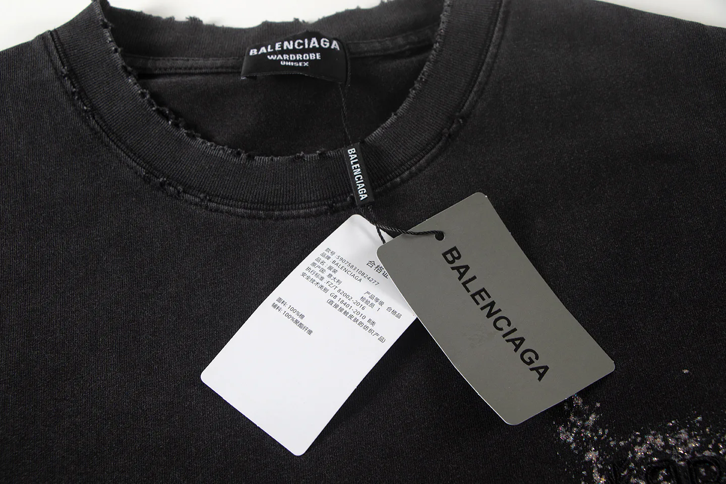 Футболки Женские Balenciaga 12935220