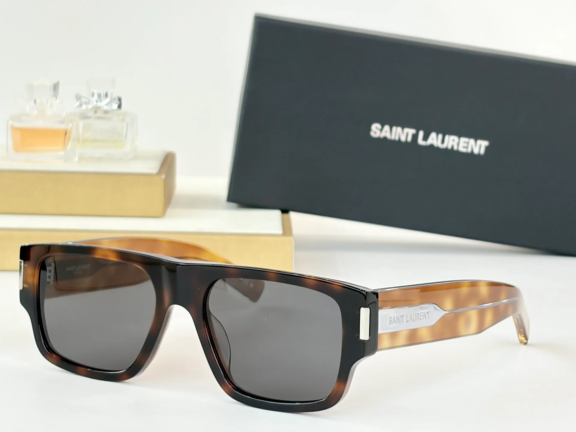 Очки Saint Laurent 13147311