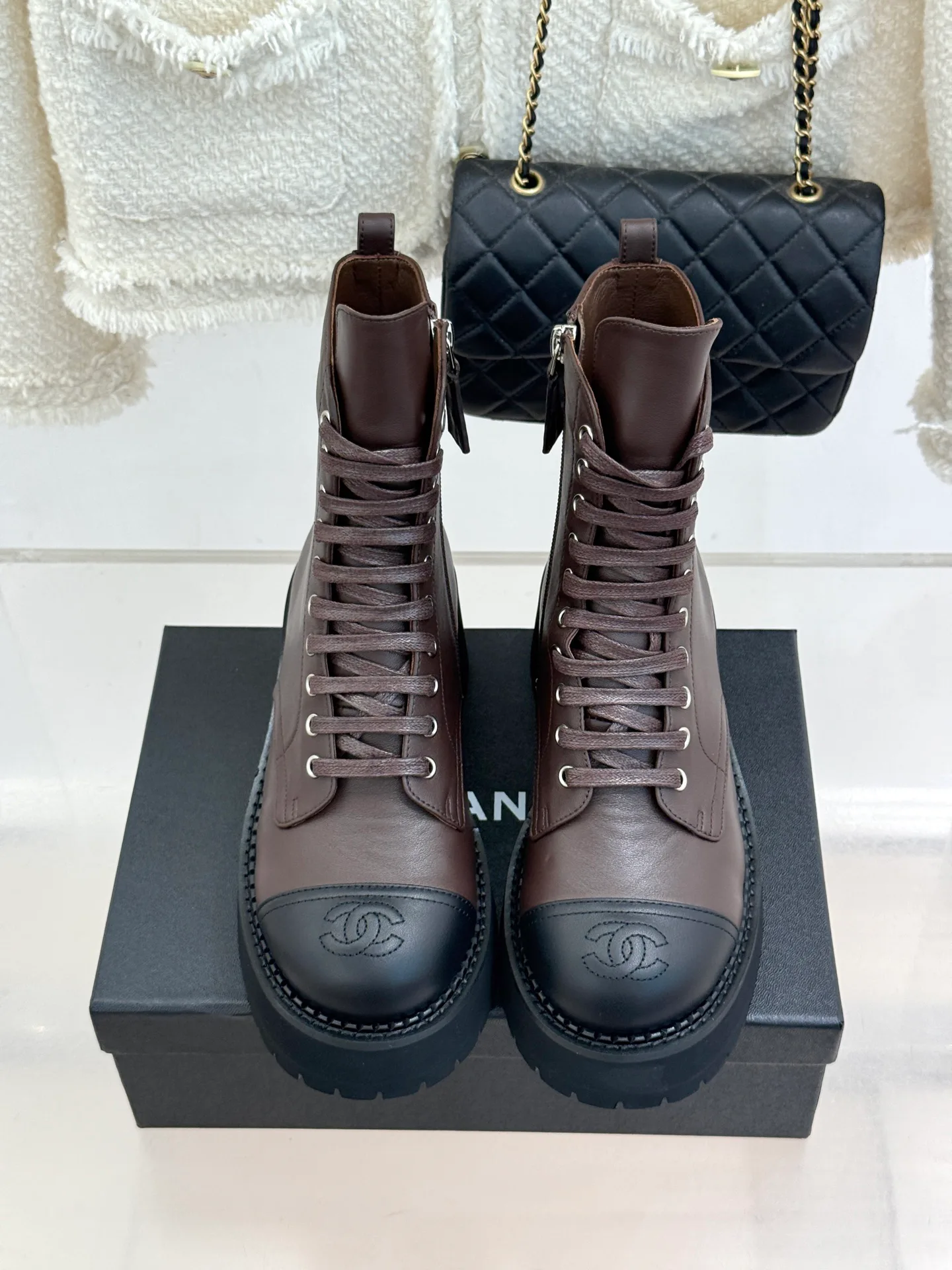 Ботинки Женские Chanel 19570325