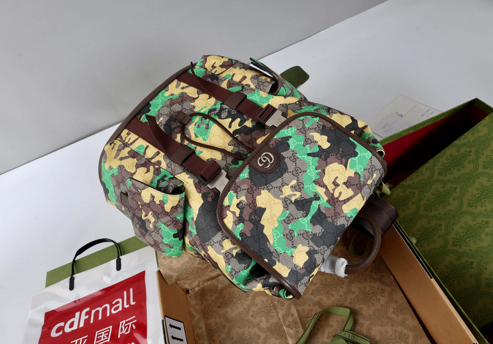 Рюкзаки Женские Gucci 691402