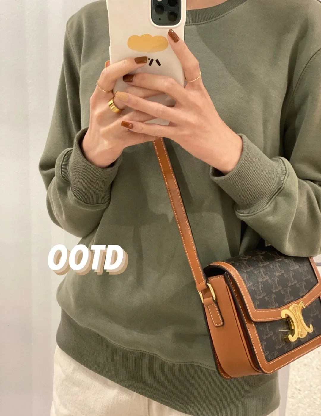 Классические Сумки Женские Celine 12604693