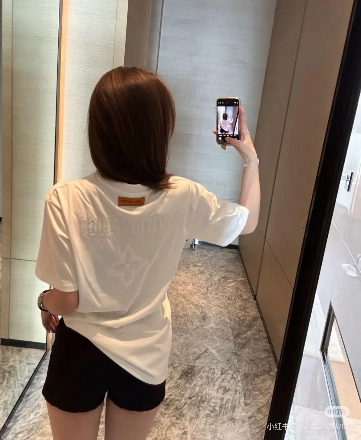 Футболки Мужские Louis Vuitton 1297316
