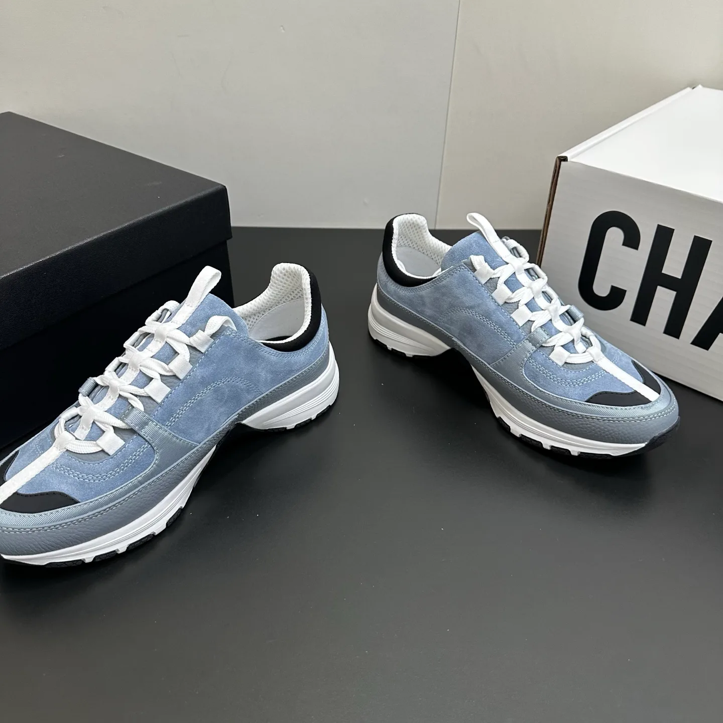 Кроссовки Женские Chanel 1748622