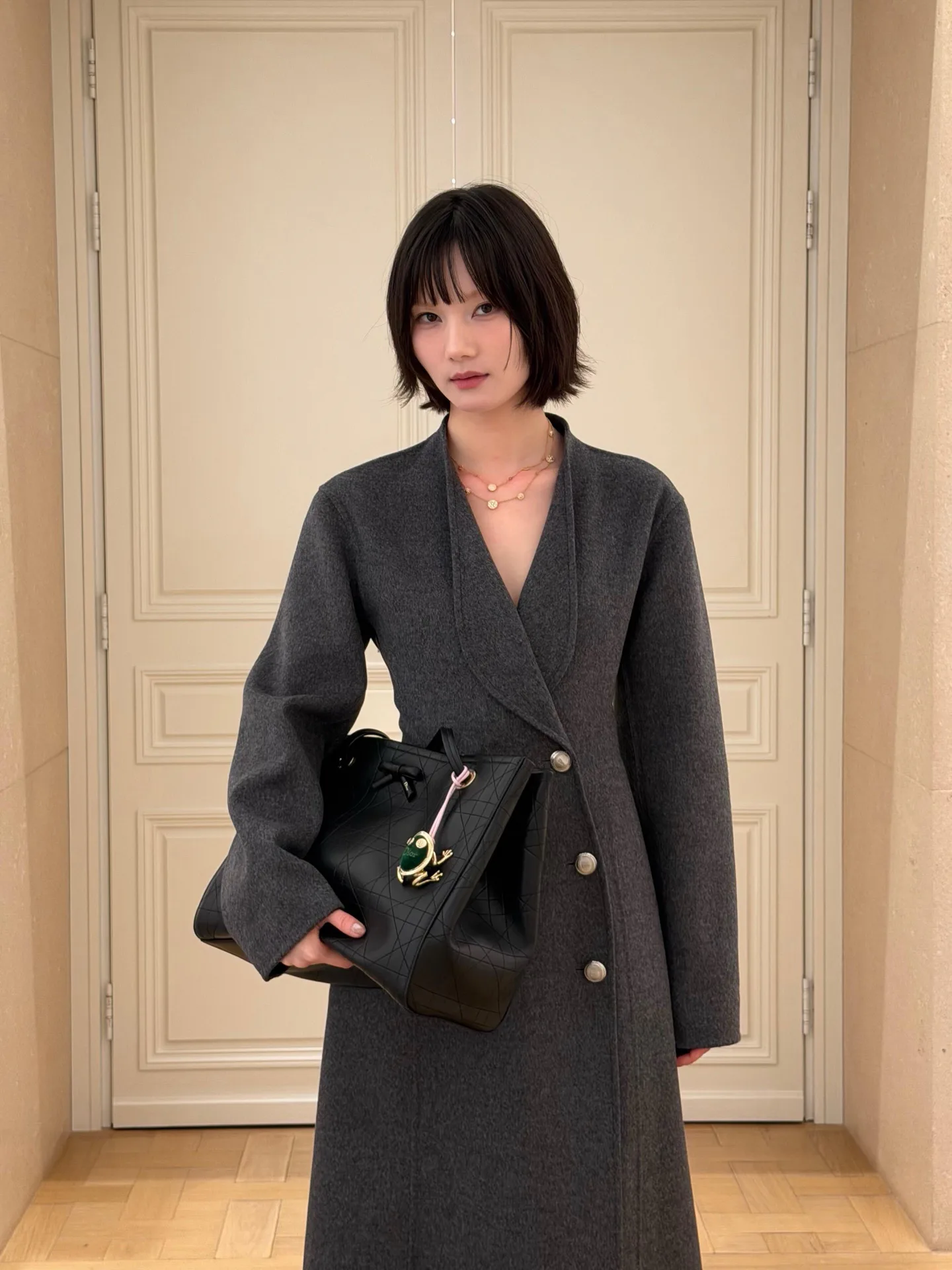 Пальто Женские Christian Dior 18010562