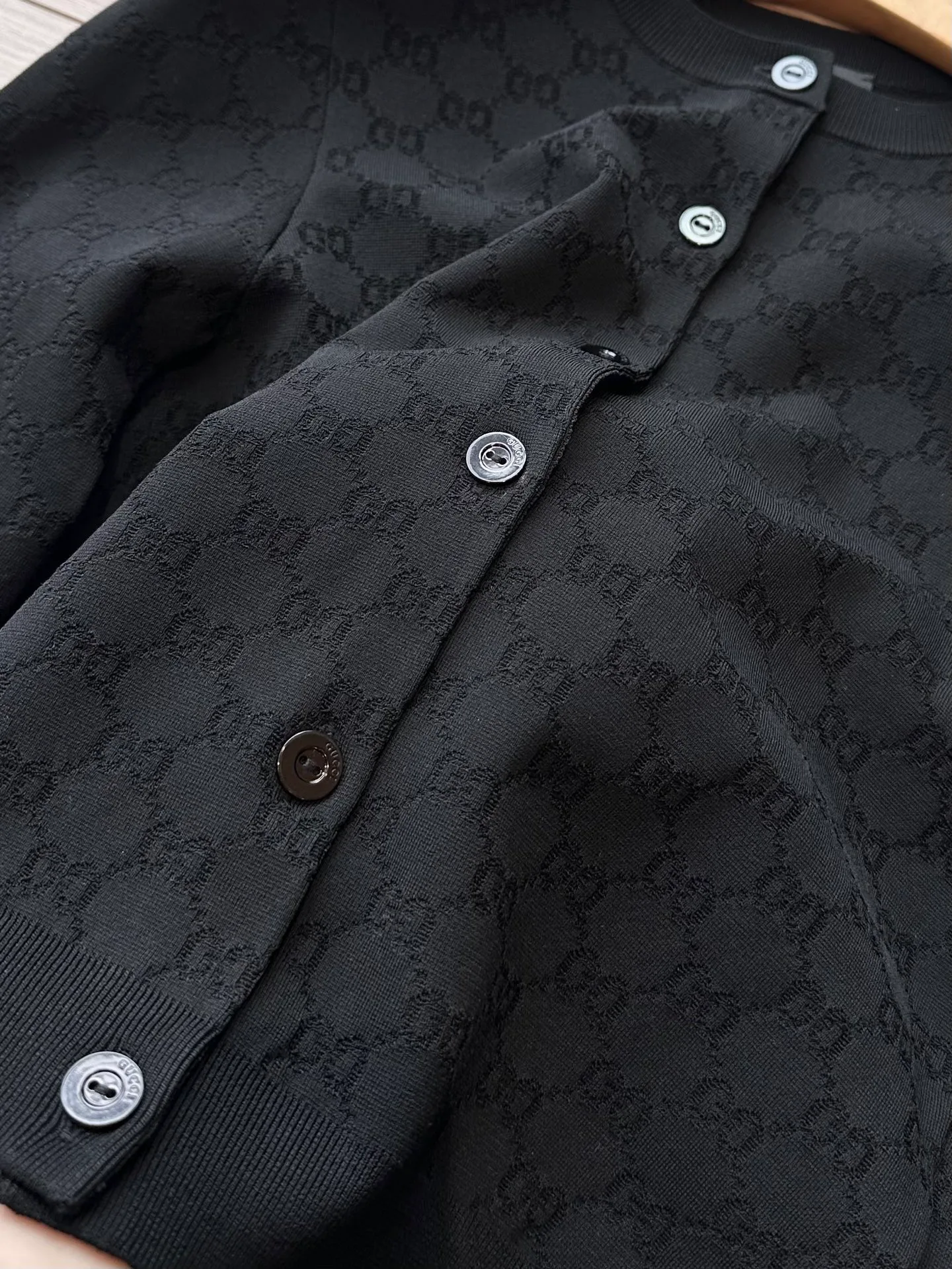 Джемперы И Свитеры Женские Gucci 18099538