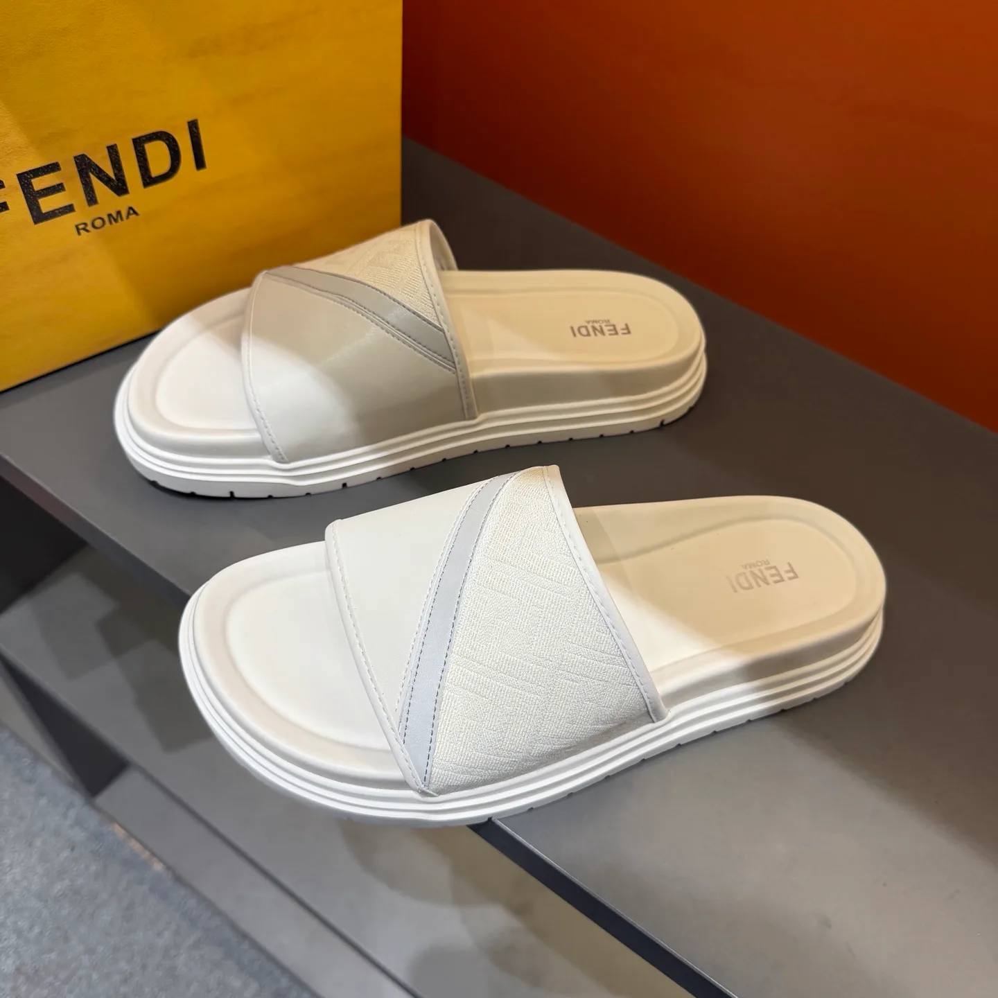 Сандалии Мужские Fendi 9737057