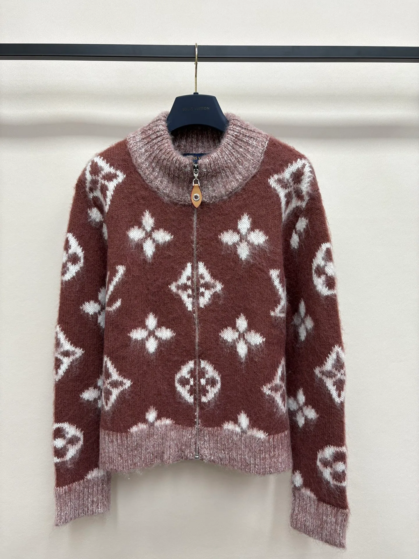 Джемперы И Свитеры Женские Louis Vuitton 18828068
