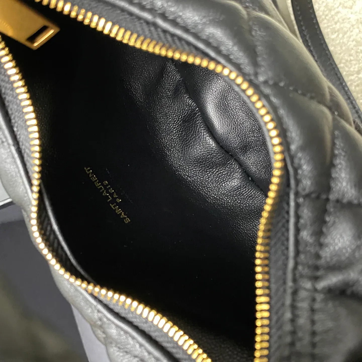 Классические Сумки Женские Saint Laurent 4401995