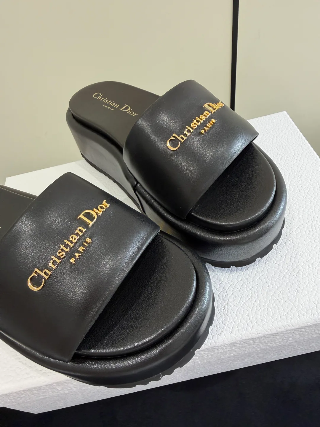 Шлепанцы Женские Christian Dior 11497629