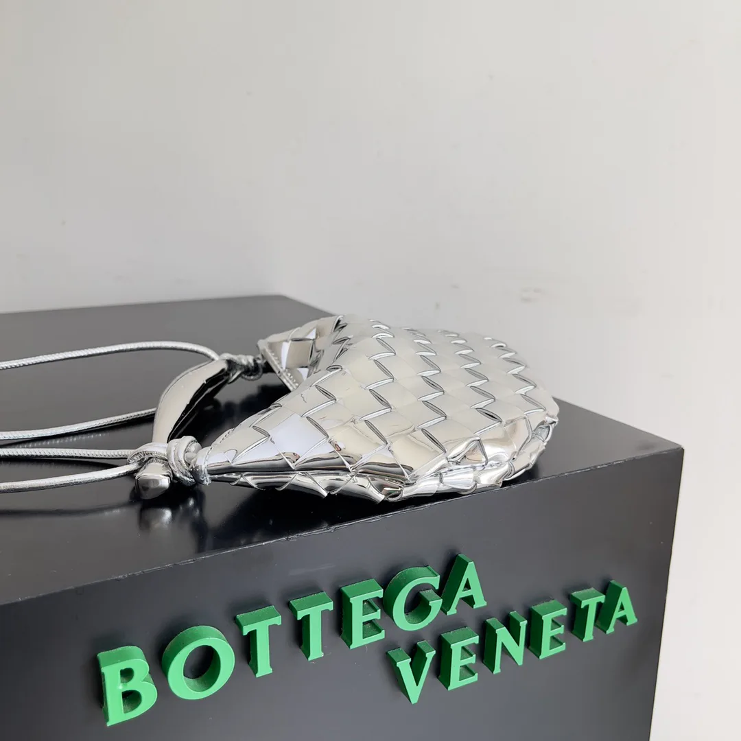 Сумки На Ремне Женские Bottega Veneta 12788308