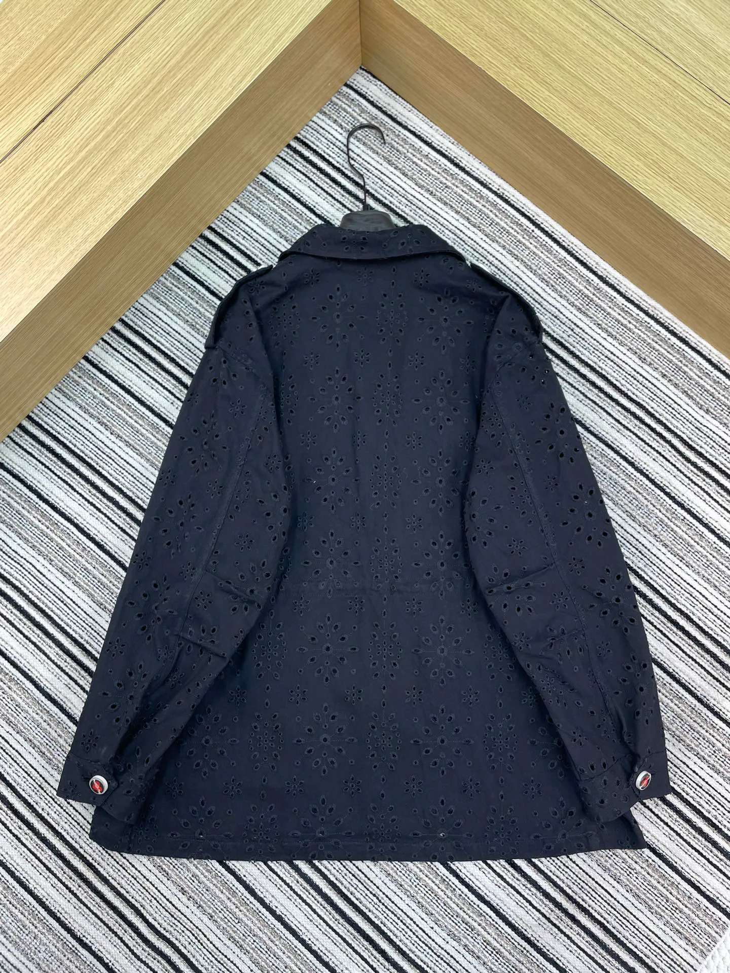 Куртки И Пуховики Женские Chanel 1409466