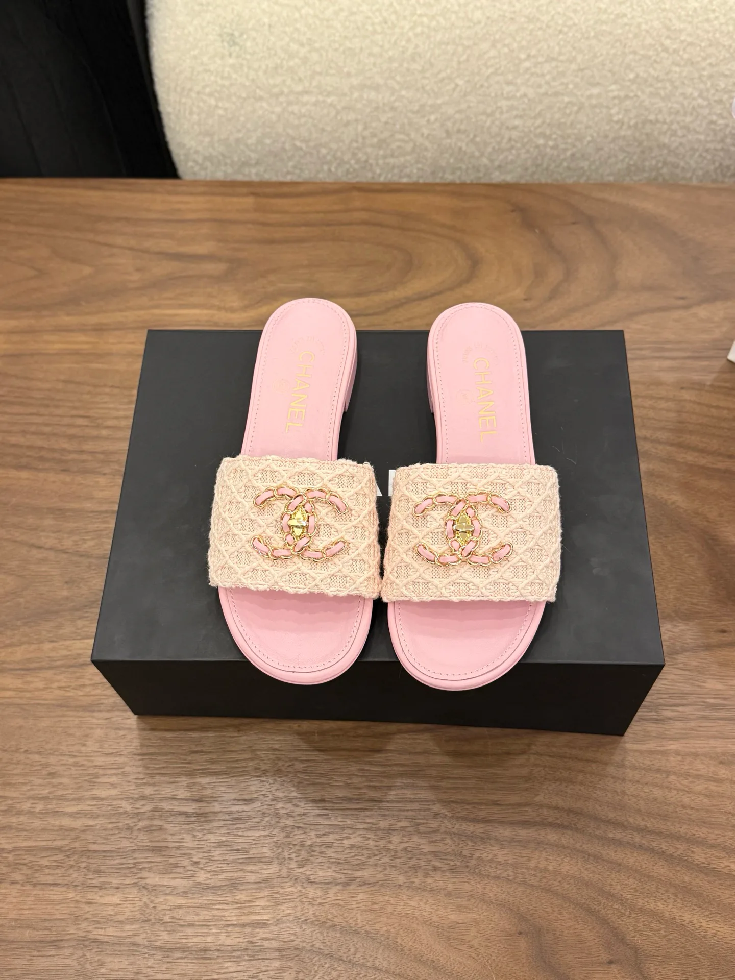 Сандалии Женские Chanel 11559242