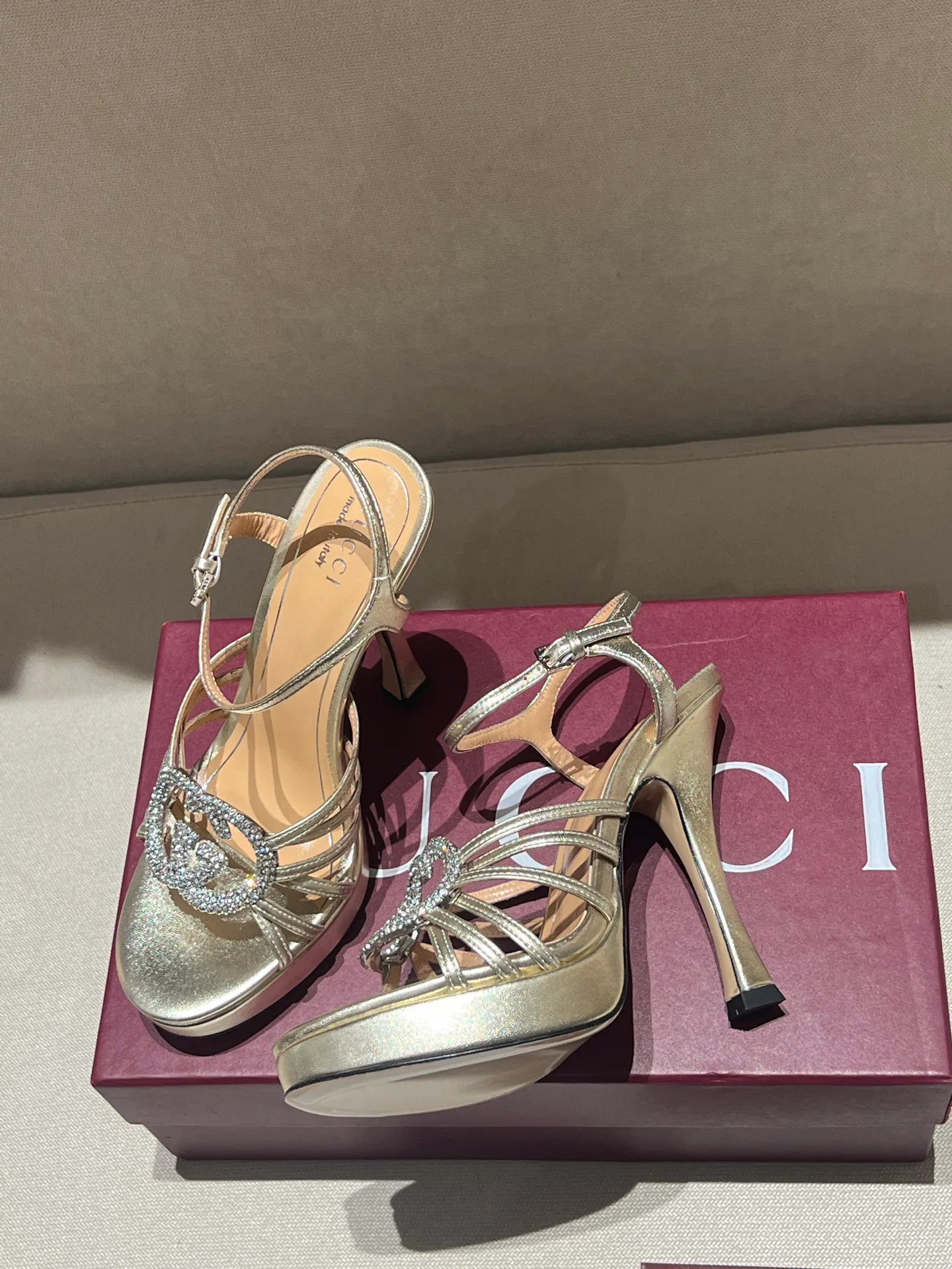 Босоножки Женские Gucci 11454605