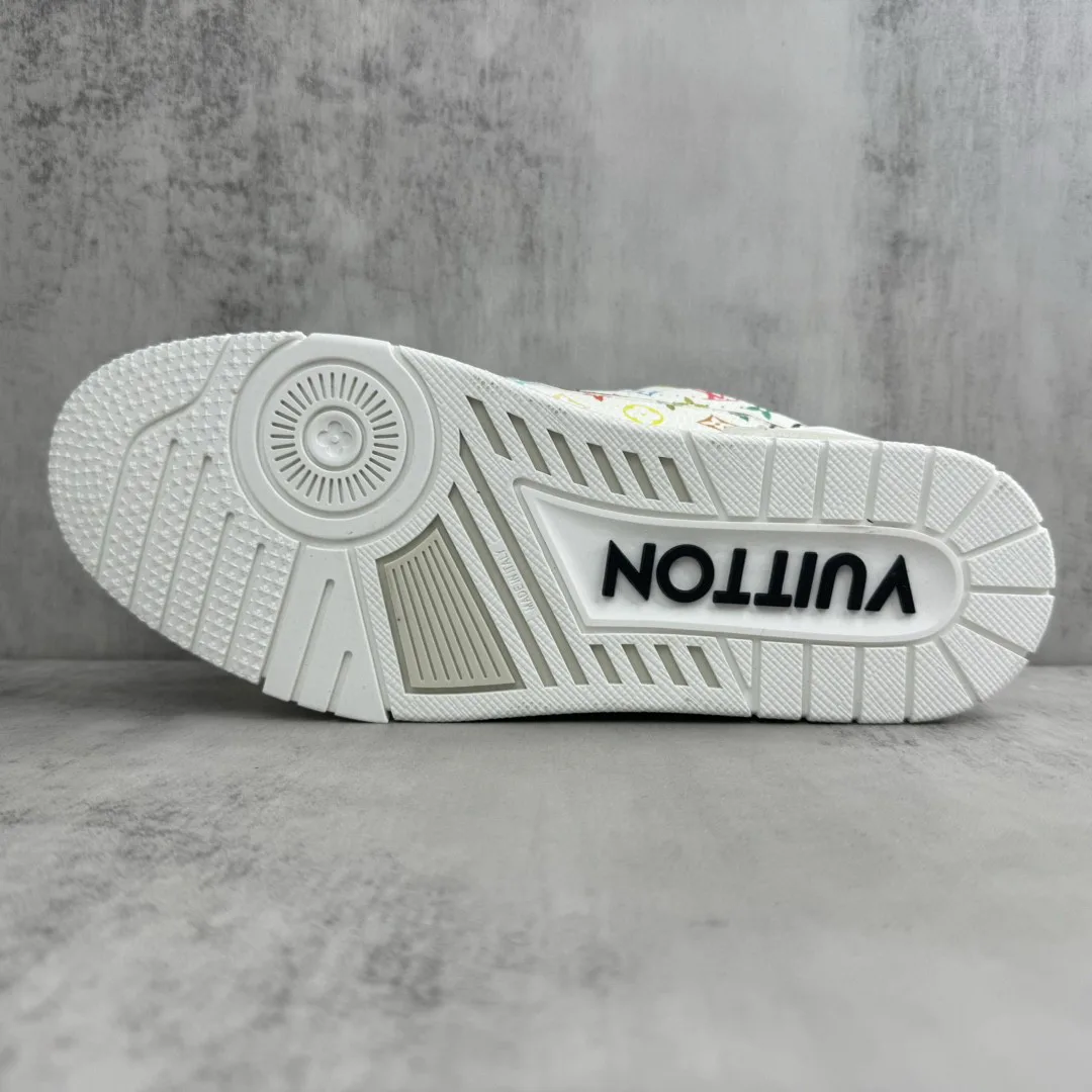 Кроссовки Женские Louis Vuitton 155176