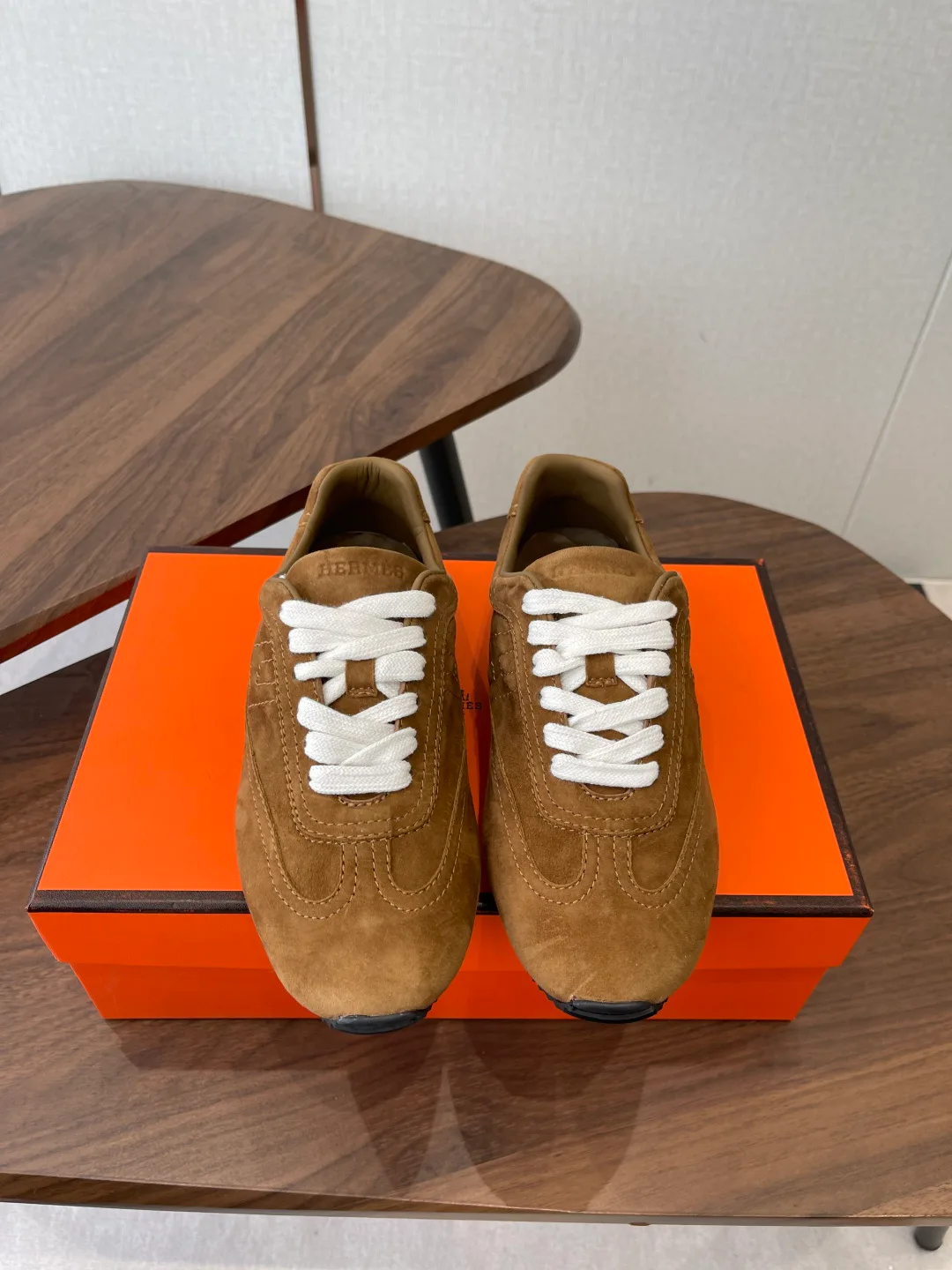 Кроссовки Женские Hermes 1284394