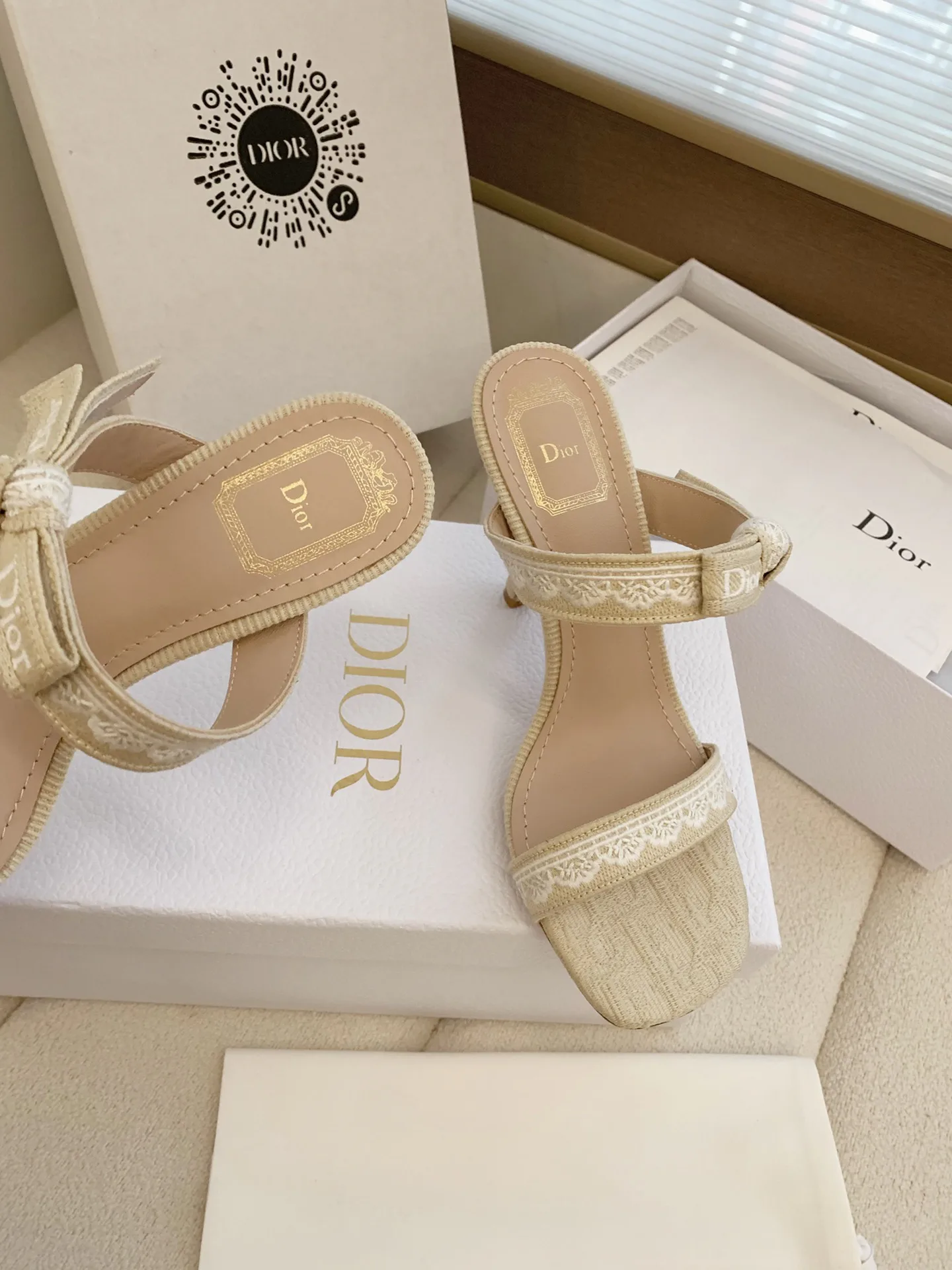 Босоножки Женские Christian Dior 11599288